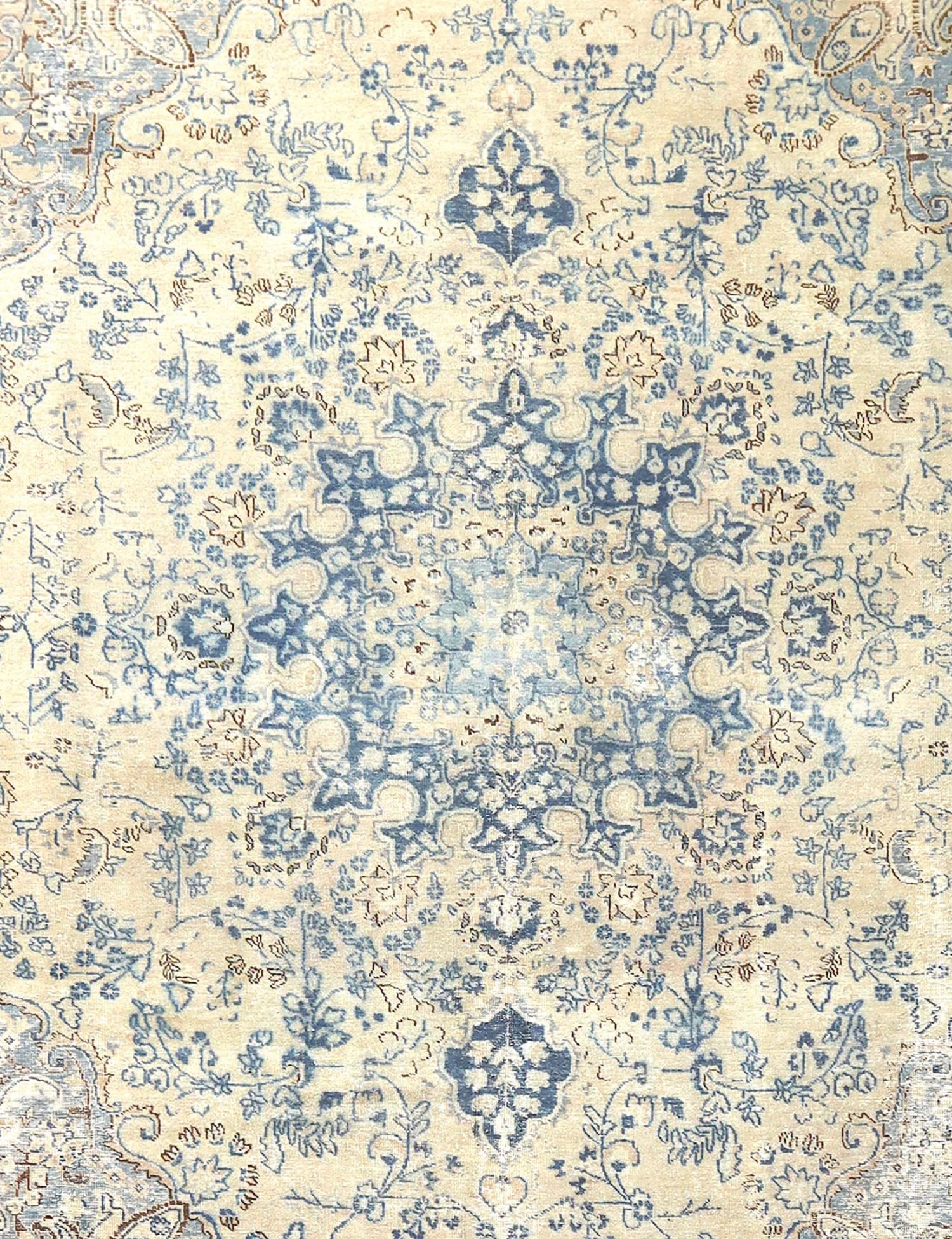 Persian Vintage    <br/>380 x 280 cm