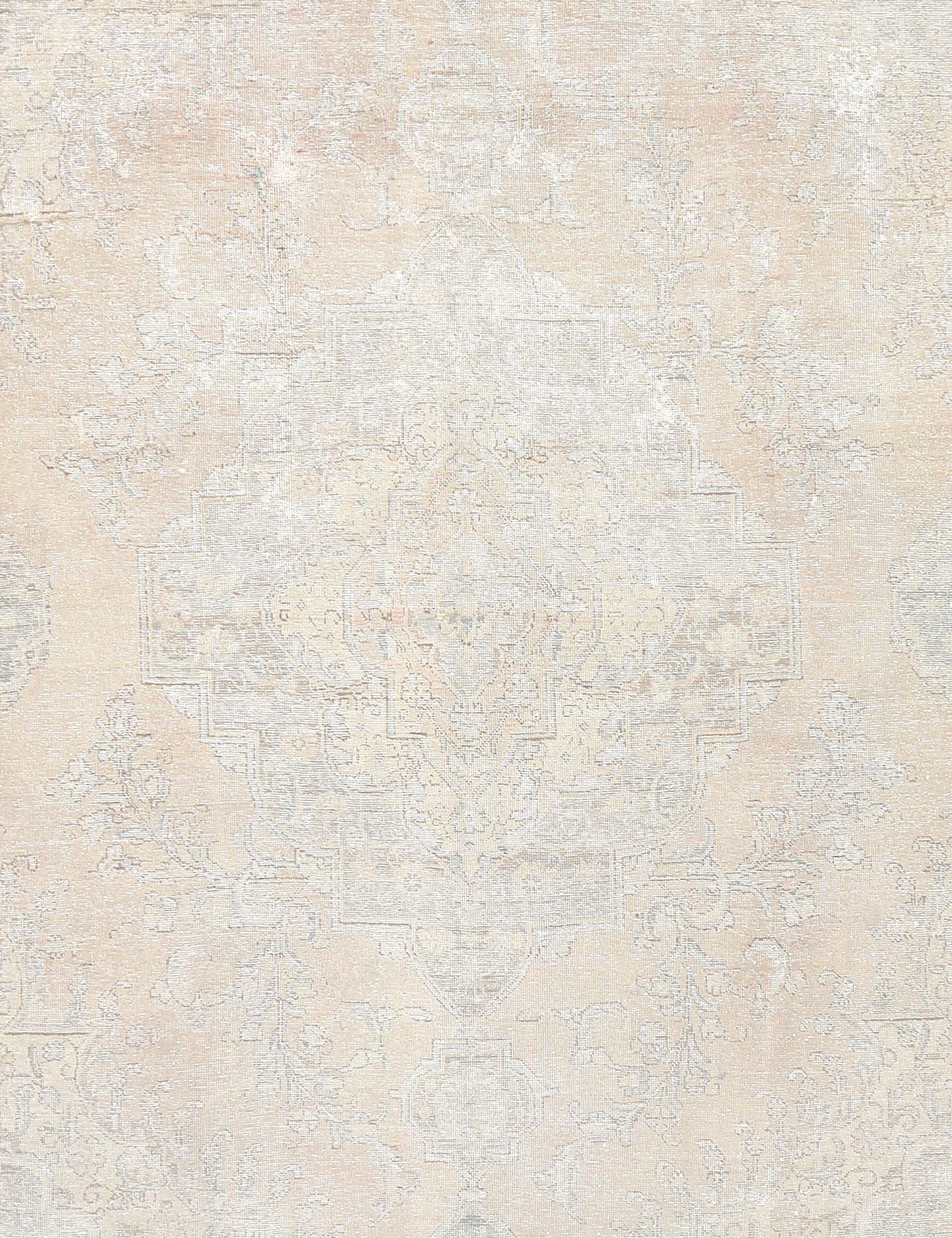 Persian Vintage    <br/>251 x 188 cm