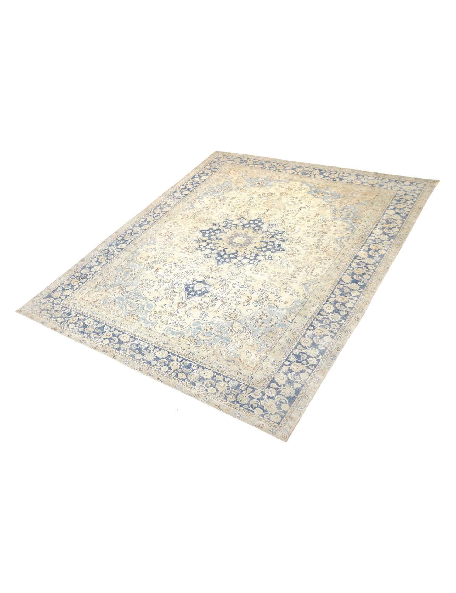 Persian Vintage    <br/>380 x 280 cm