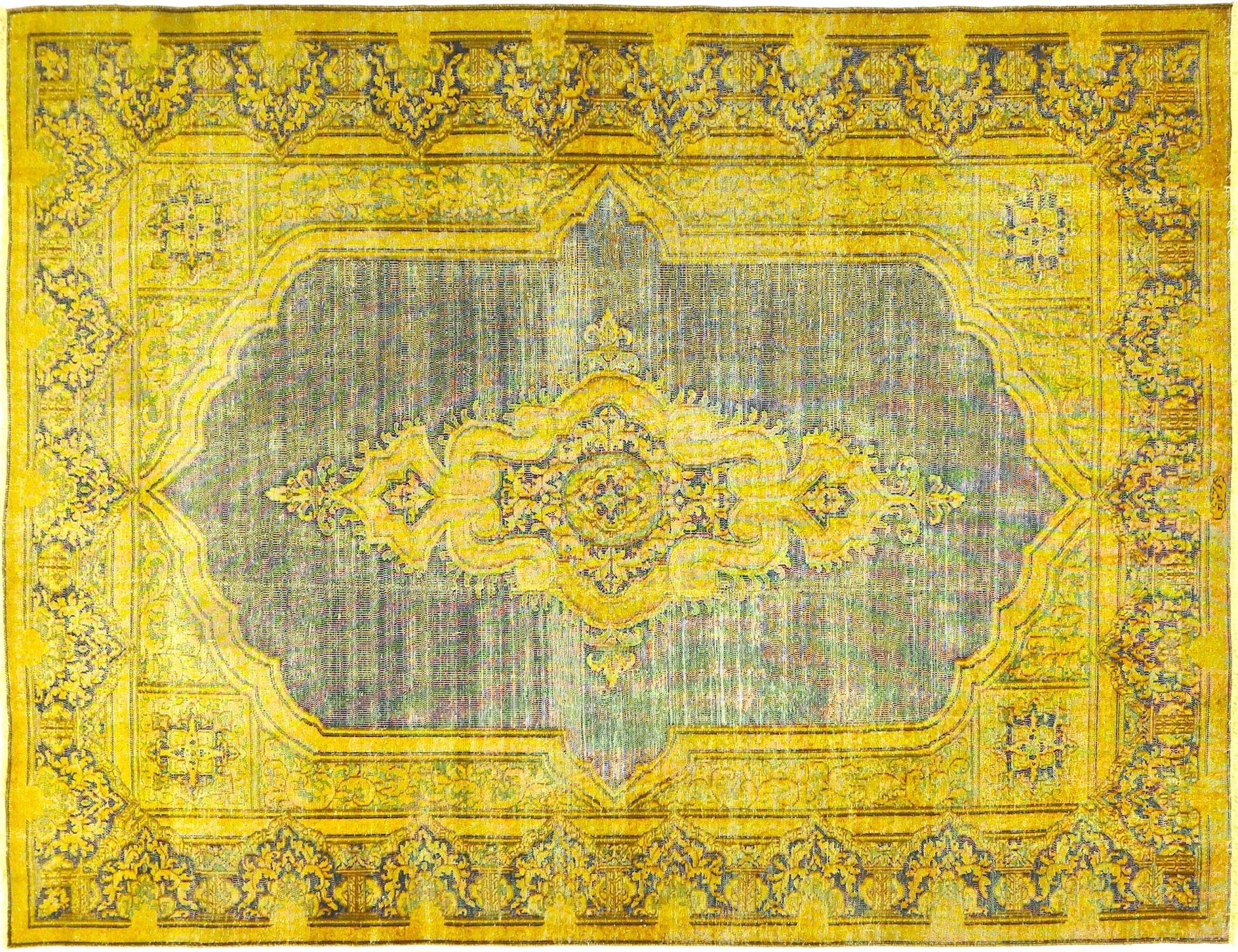 Persian Vintage    <br/>295 x 190 cm