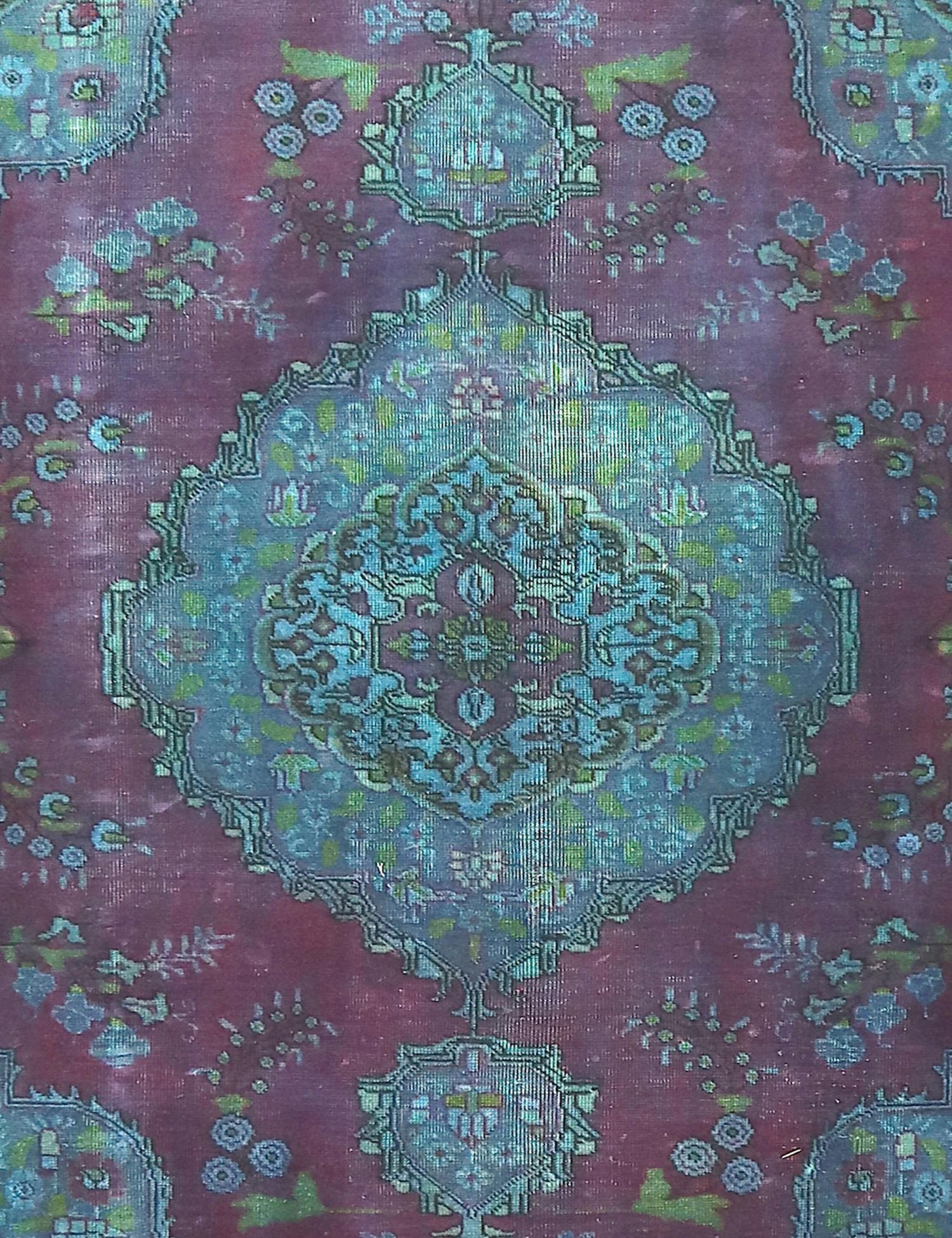 Persian Vintage    <br/>246 x 162 cm