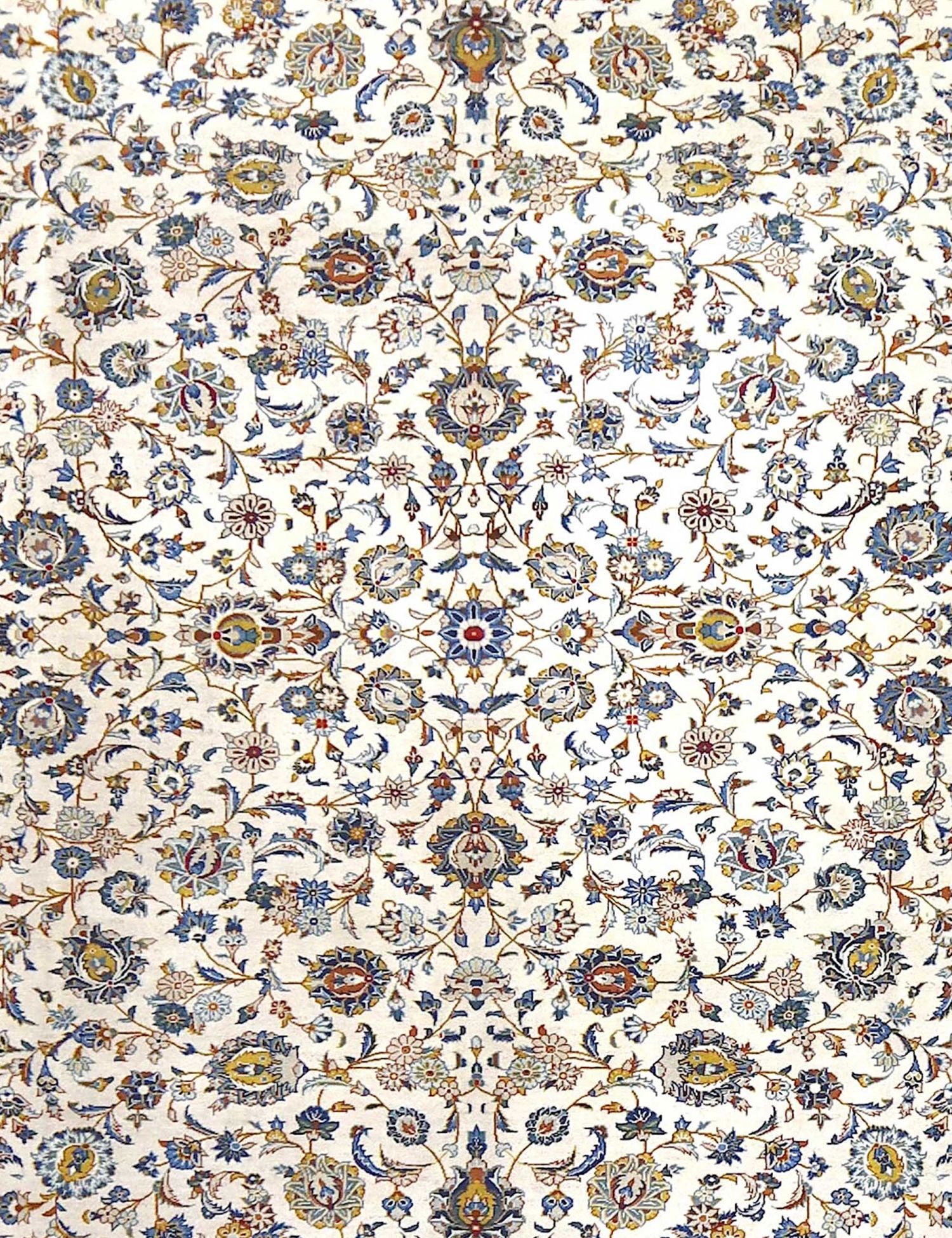 Ardakan Patina  <br/>392 x 276 cm