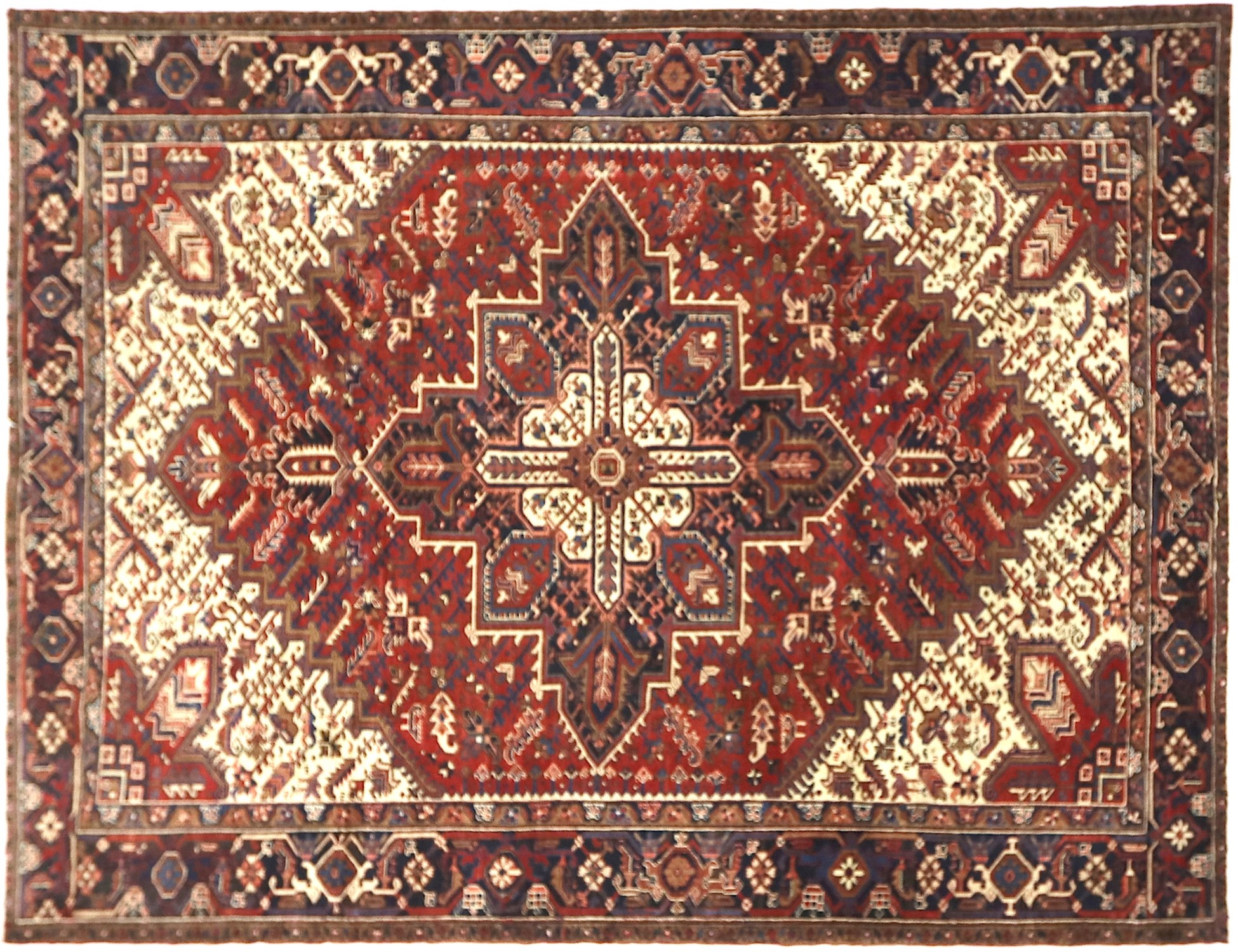 Heriz  <br/>325 x 245 cm