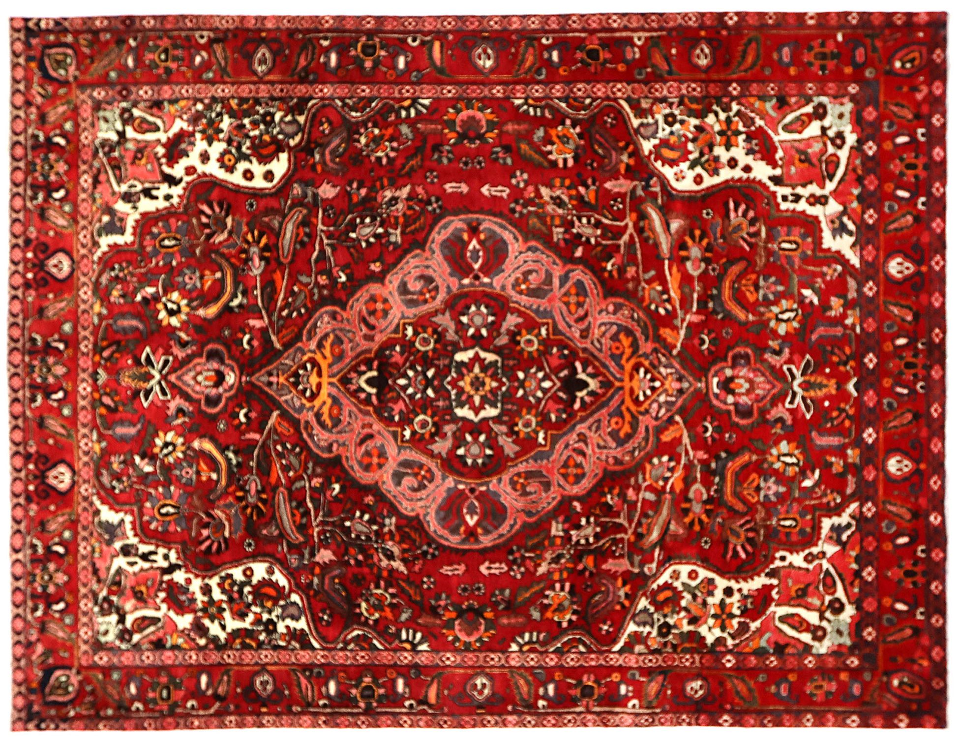 Bakhtiar  <br/>340 x 245 cm