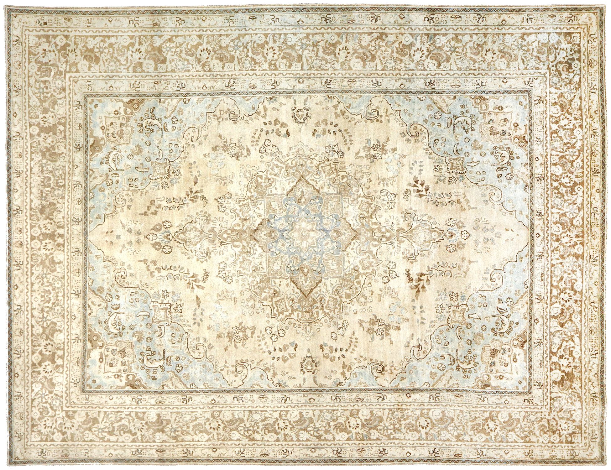 Persian Vintage    <br/>395 x 287 cm