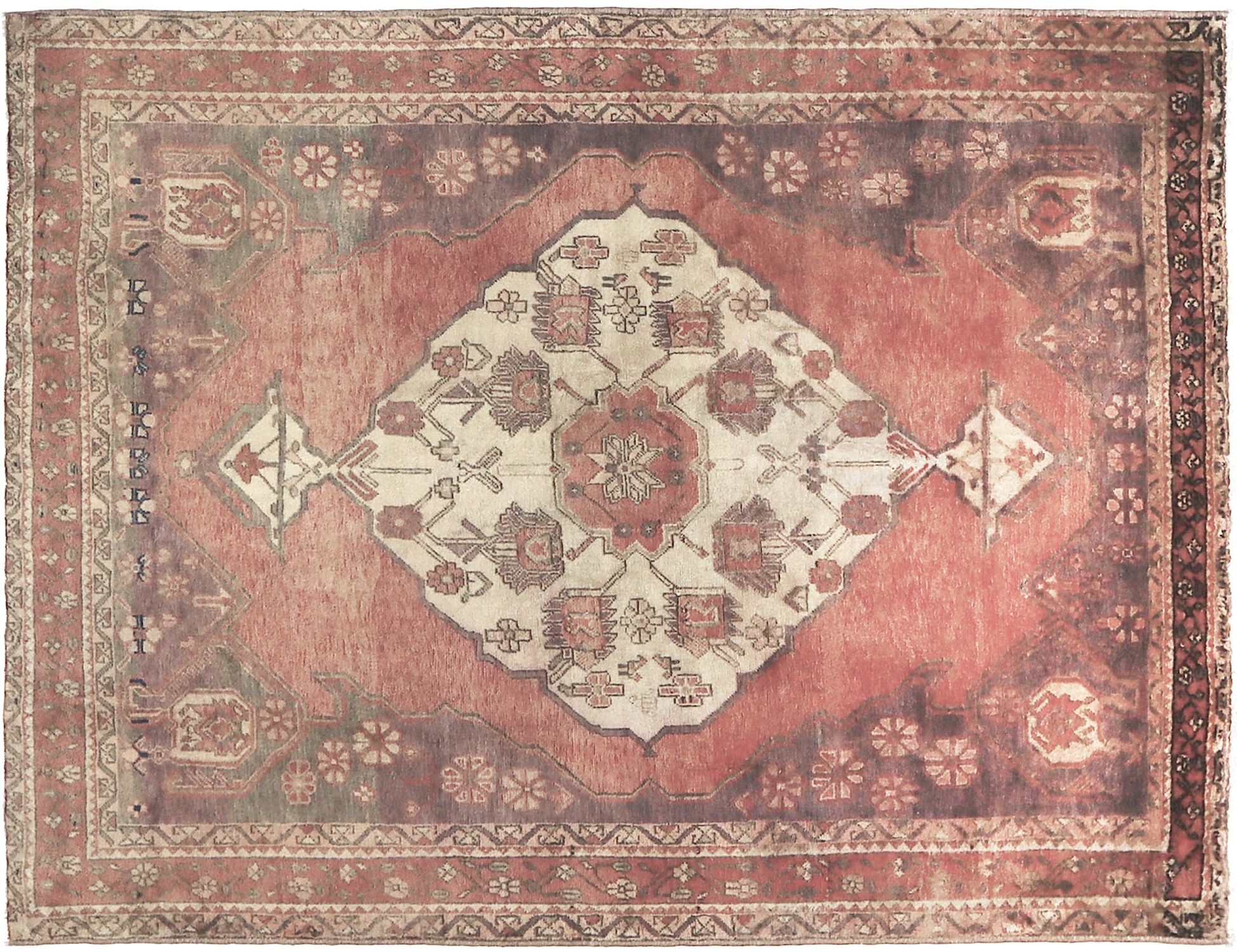 Persian Vintage    <br/>203 x 152 cm