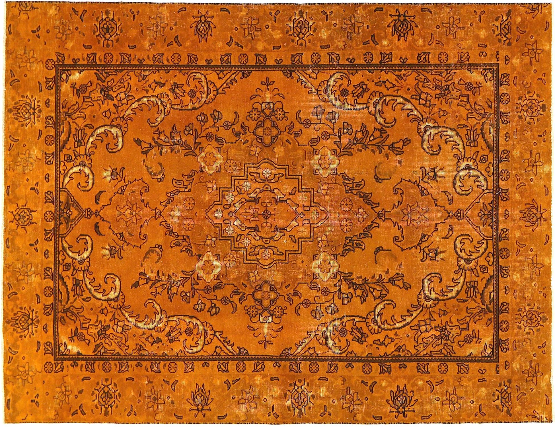 Persian Vintage    <br/>290 x 179 cm