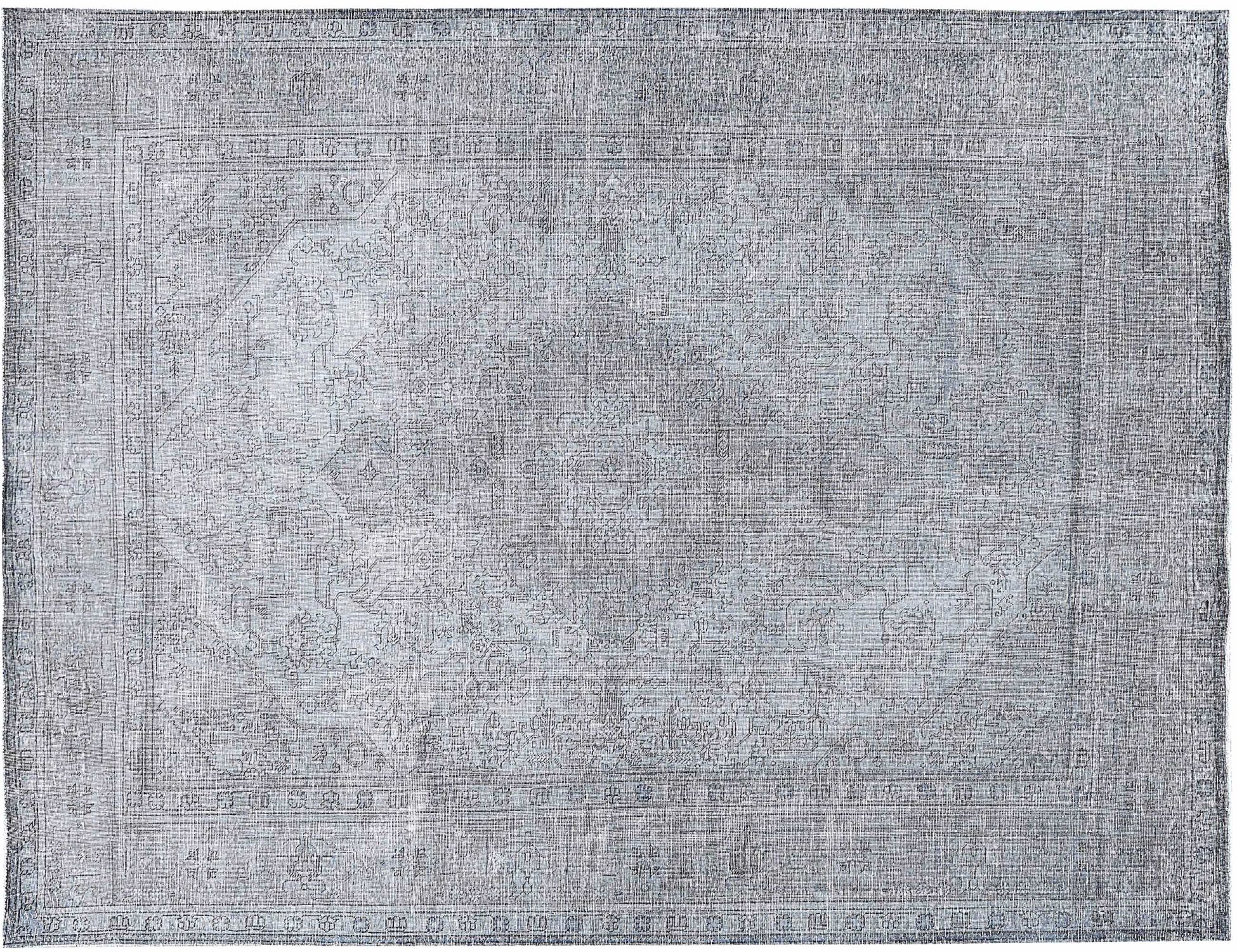 Vintage    <br/>384 x 297 cm