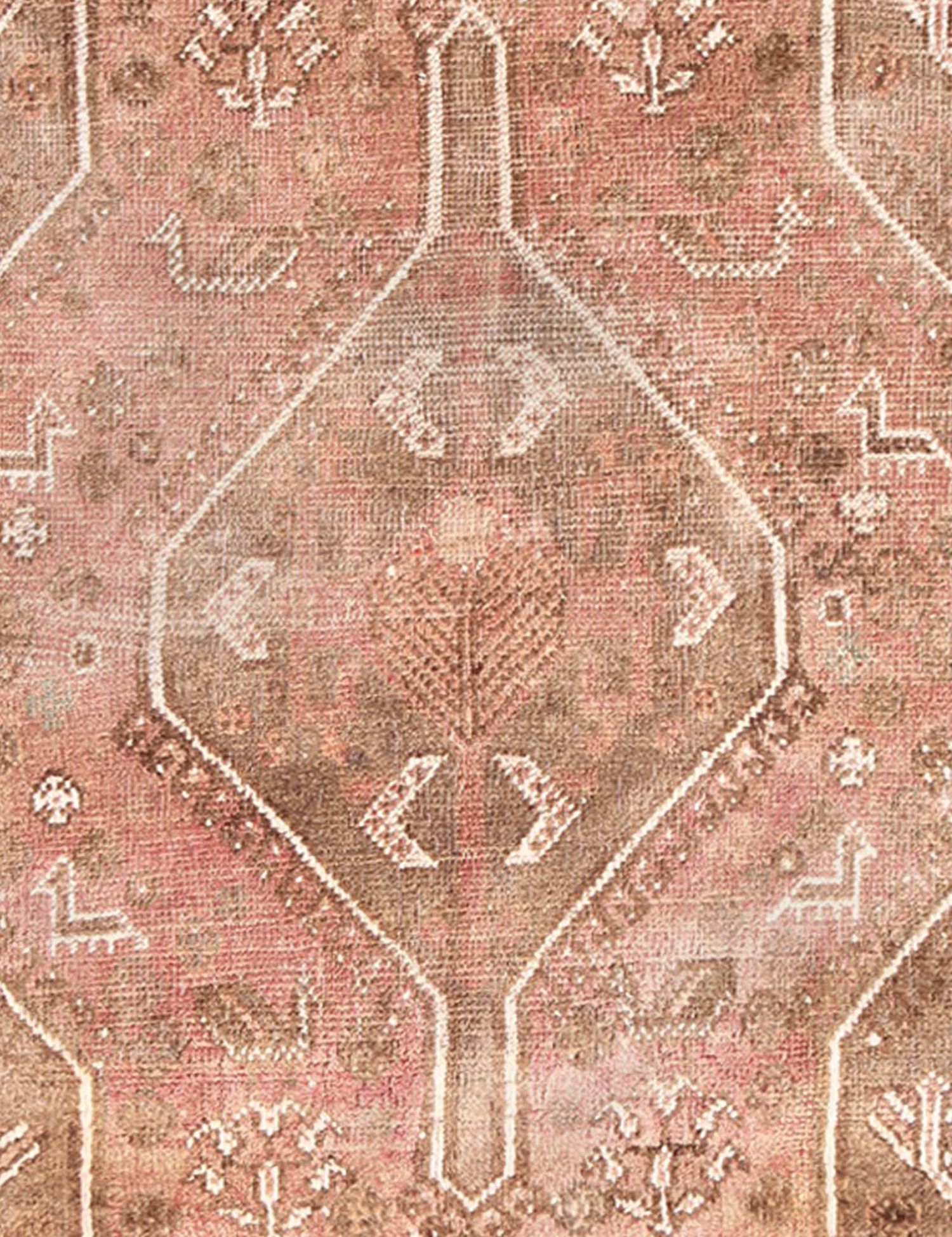 Retro Rug  <br/>133 x 103 cm