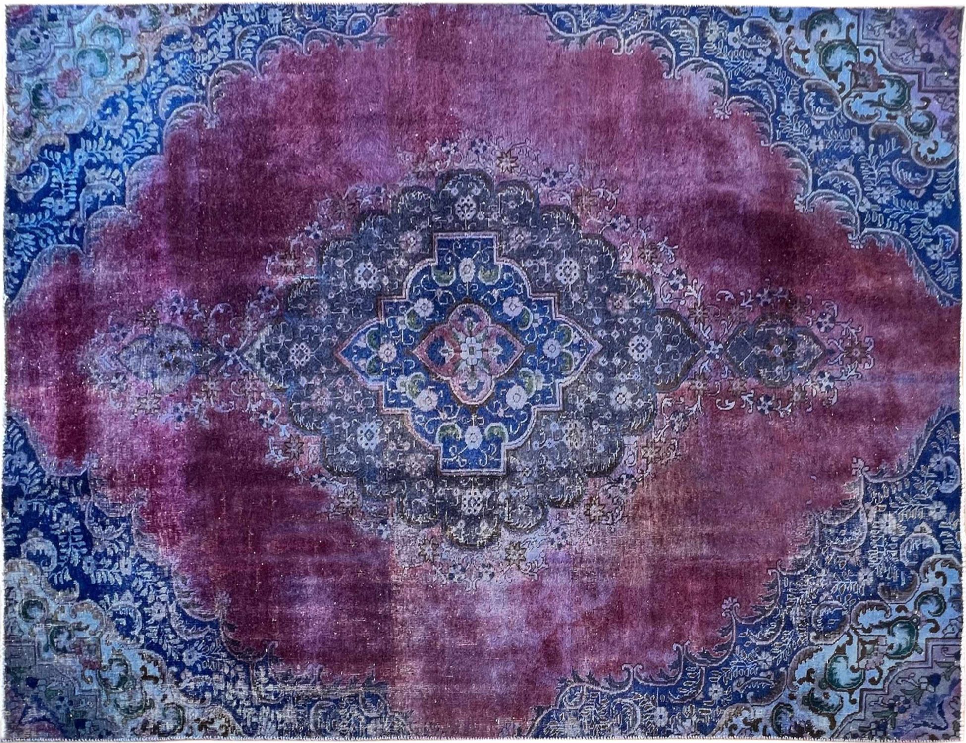 Vintage    <br/>300 x 210 cm