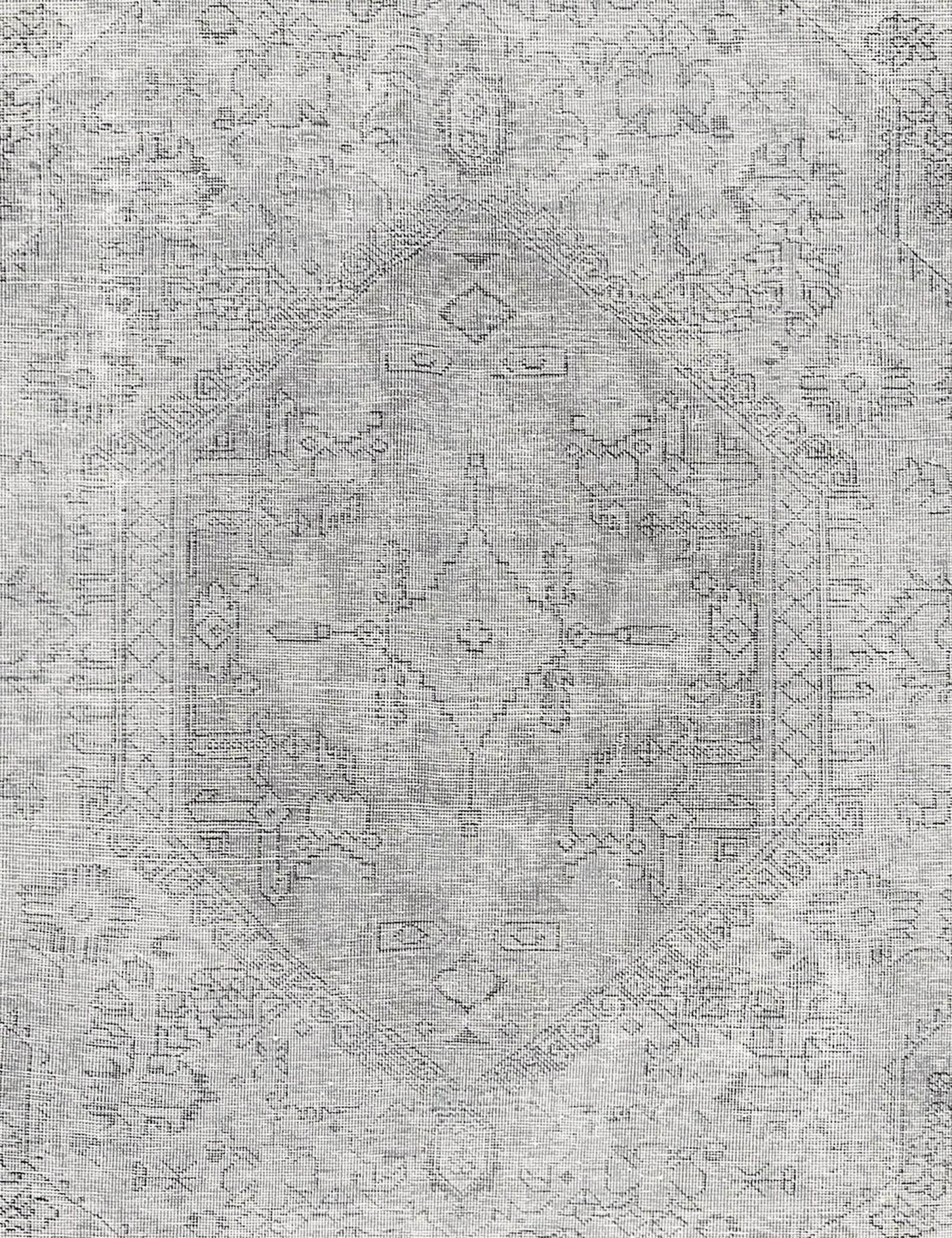 Persian Vintage    <br/>283 x 195 cm