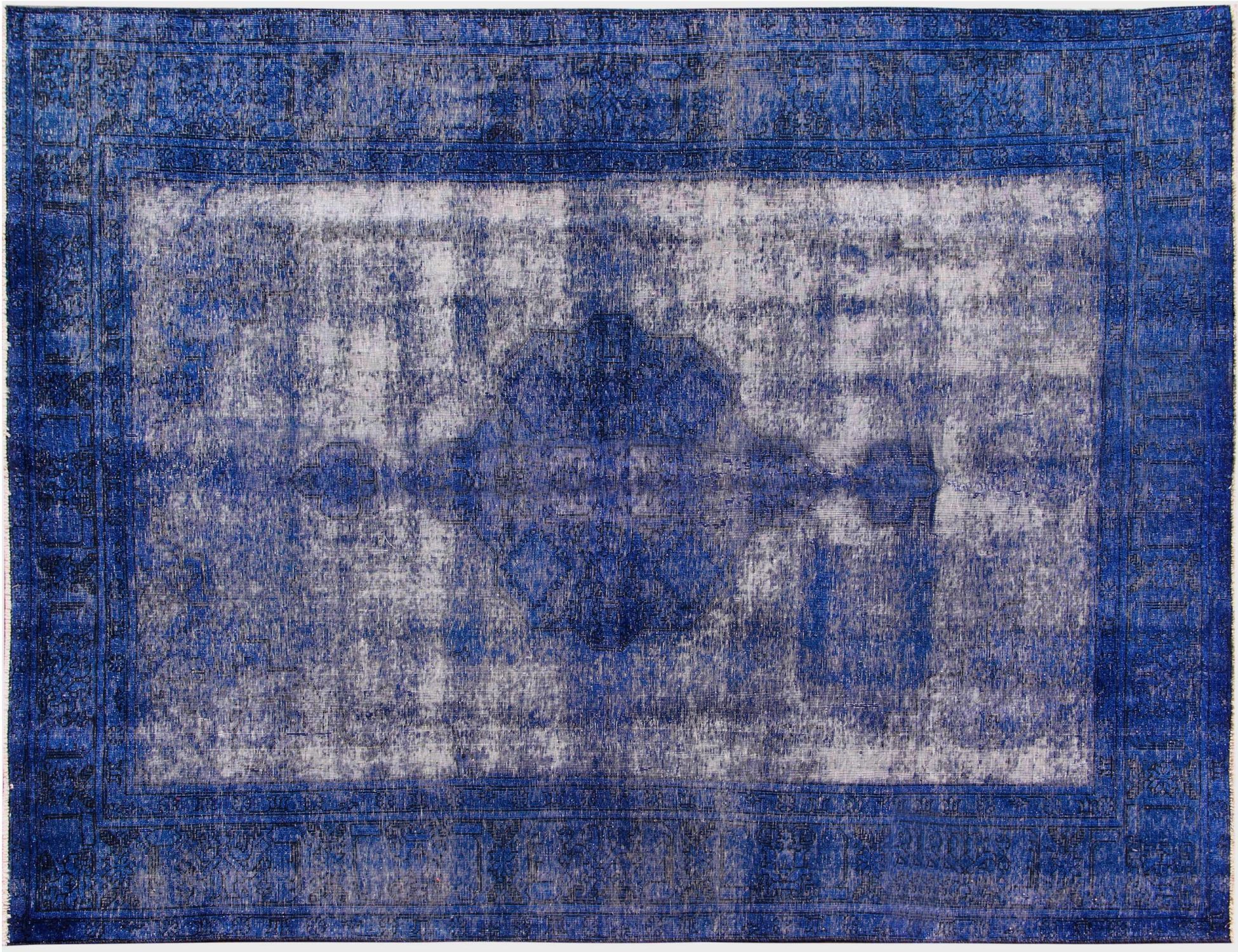 Persian Vintage    <br/>284 x 195 cm