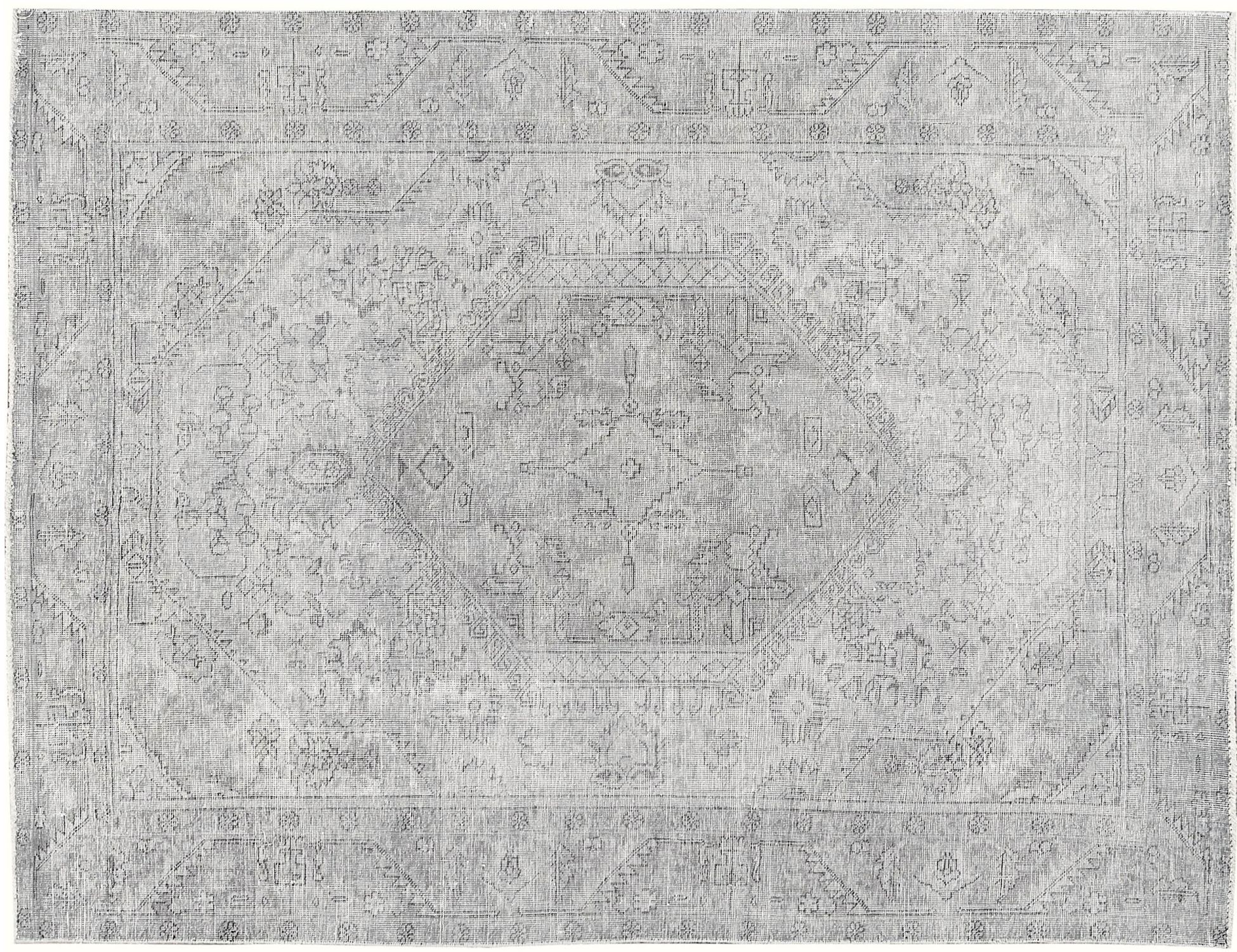 Persian Vintage    <br/>283 x 195 cm