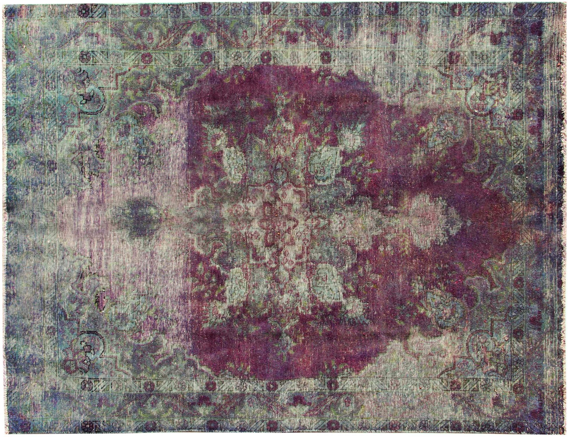 Persian Vintage    <br/>278 x 190 cm