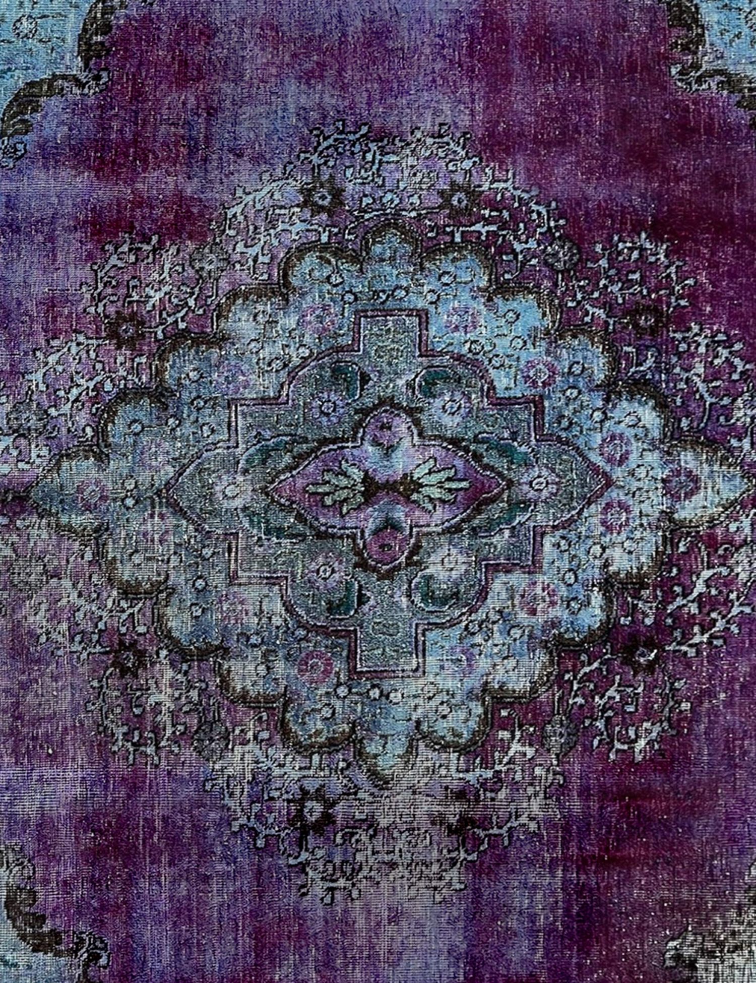 Vintage    <br/>167 x 228 cm