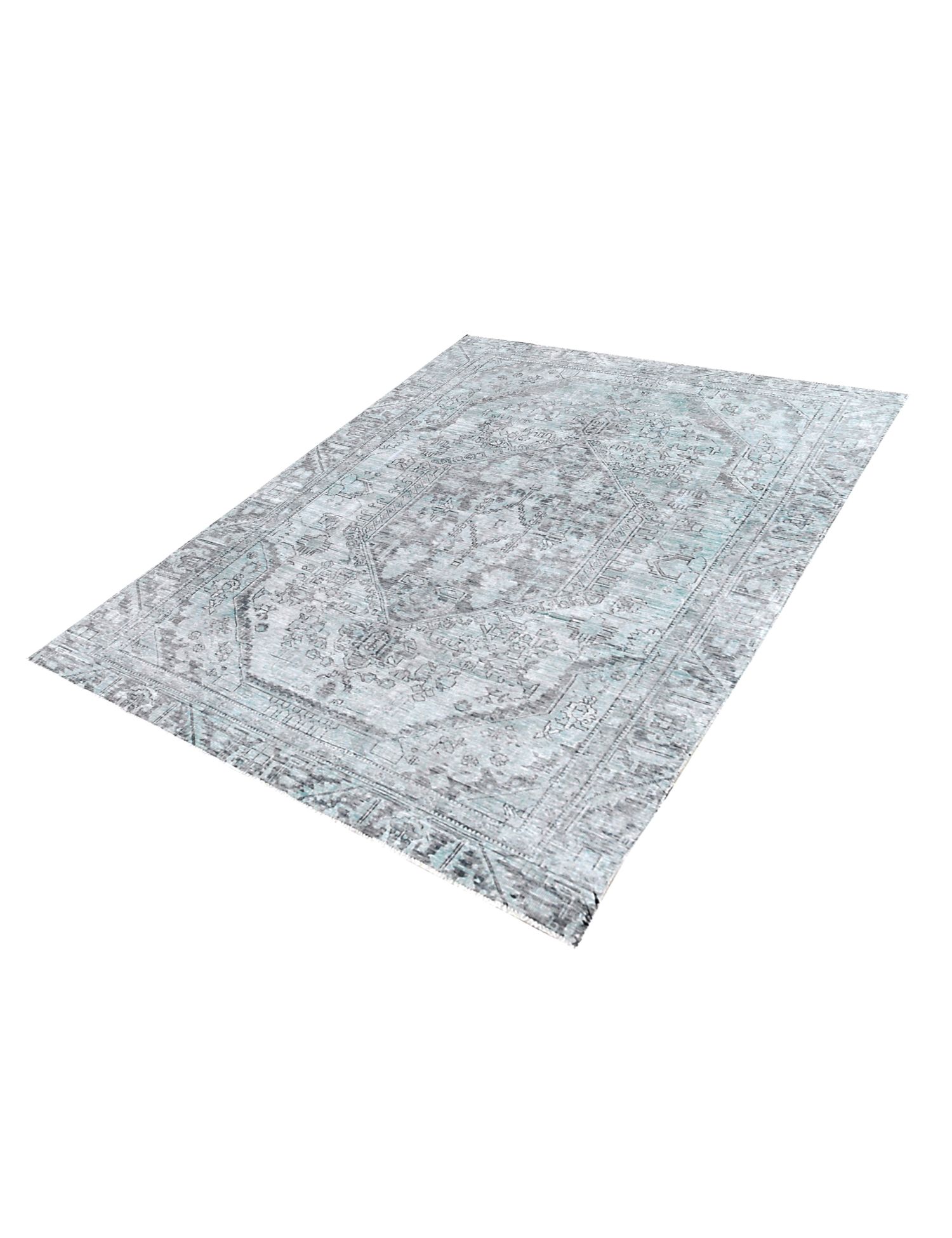 Persian vintage carpet  <br/>272 x 173 cm