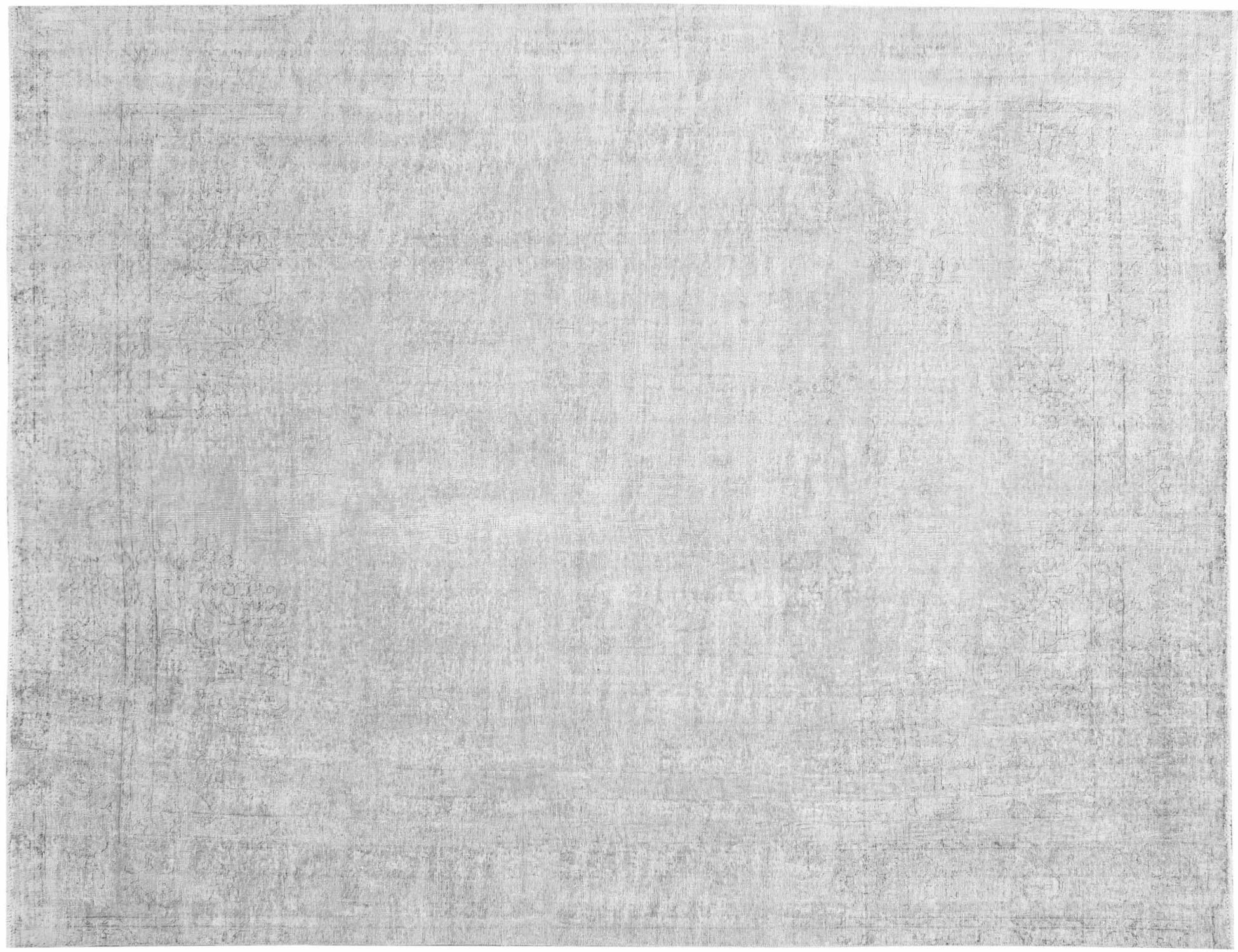 Vintage    <br/>377 x 288 cm