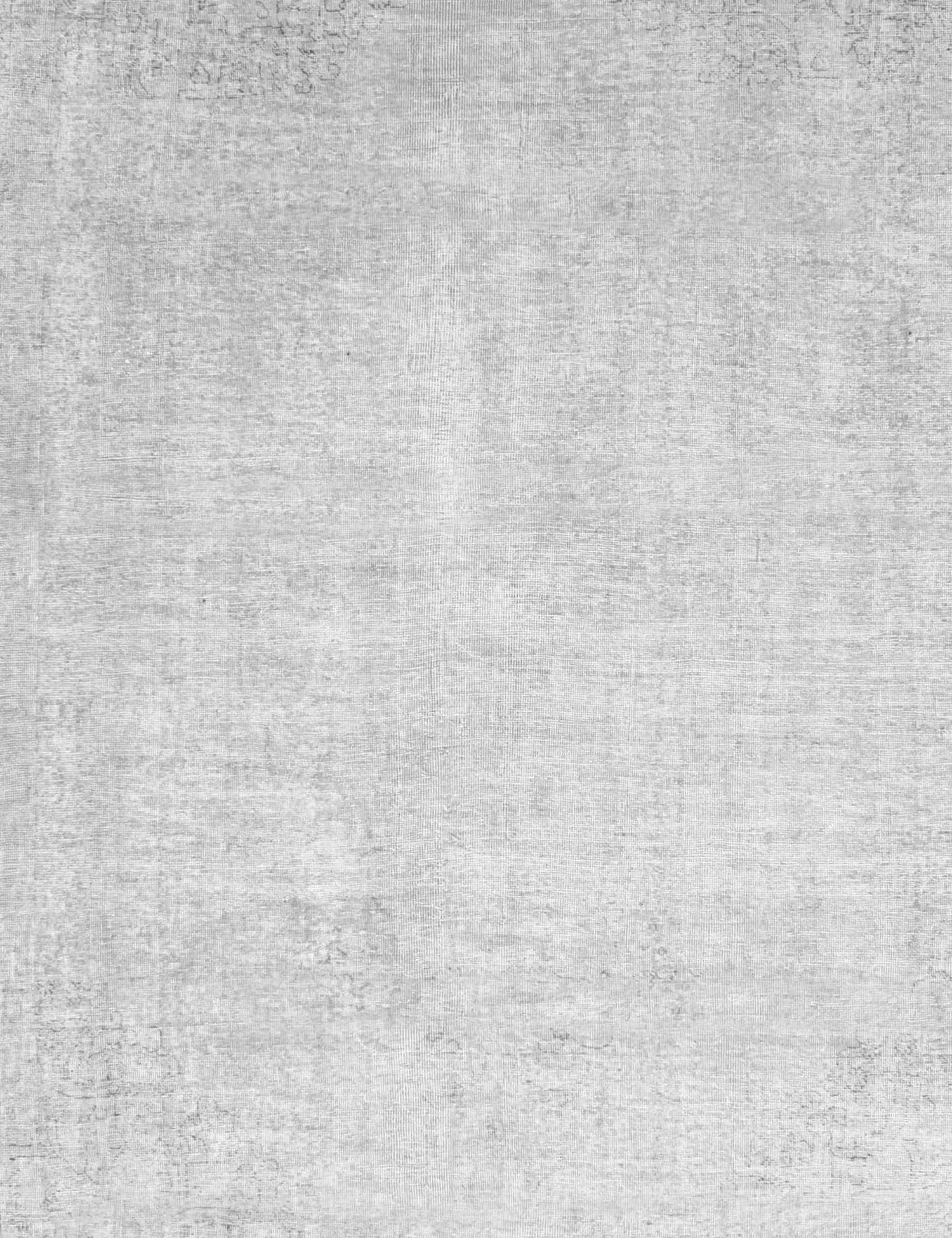 Vintage    <br/>377 x 288 cm