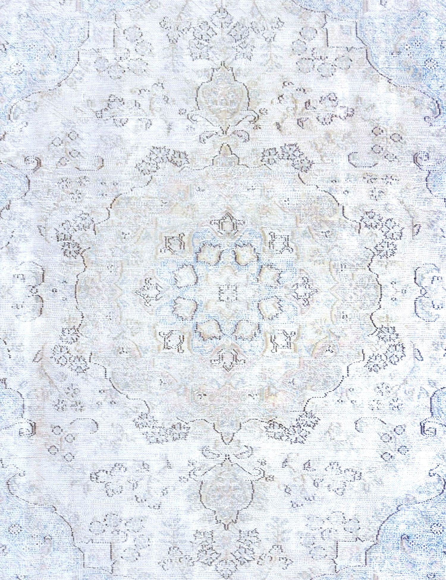 Persian vintage carpet  <br/>284 x 190 cm