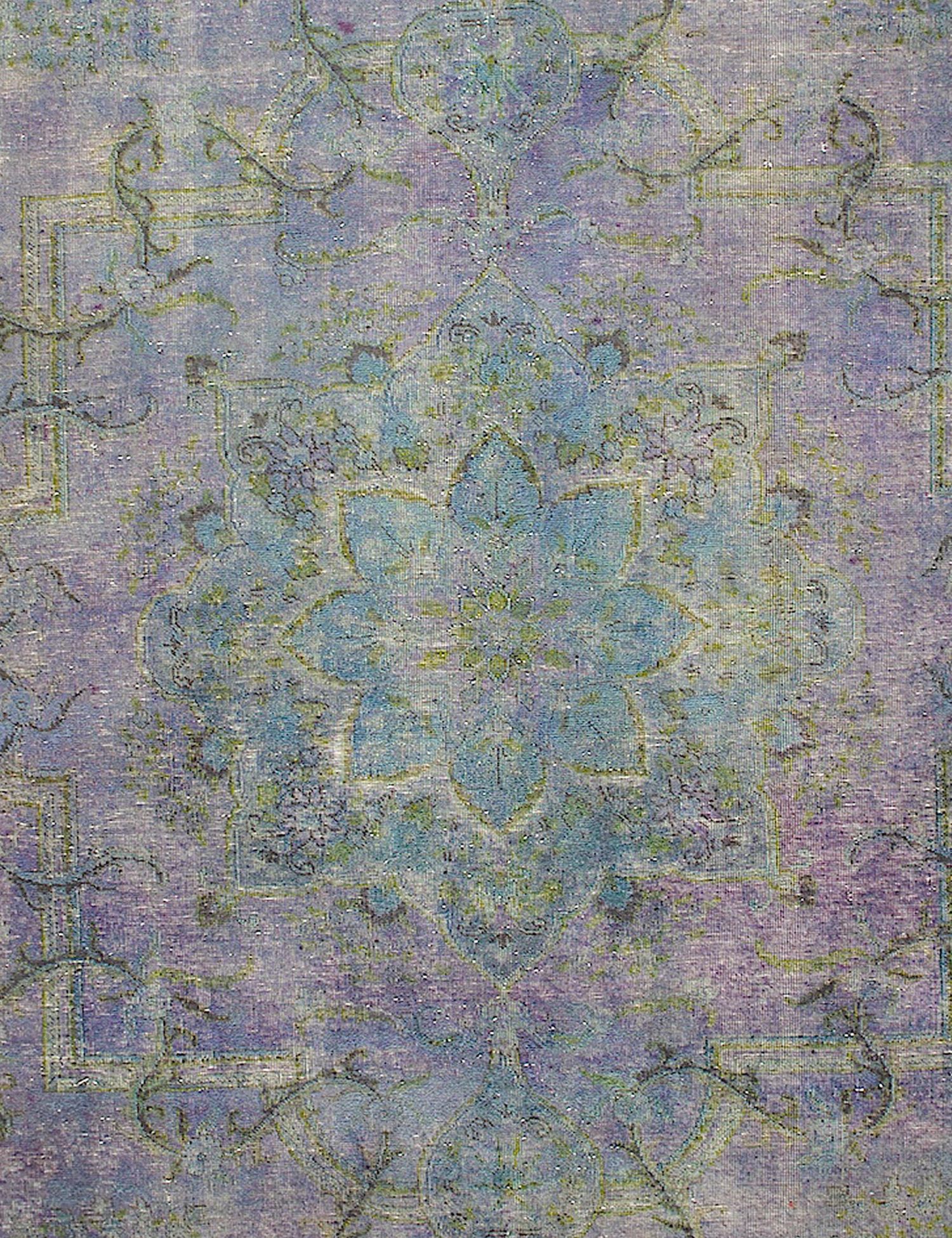 Persian Vintage    <br/>290 x 200 cm