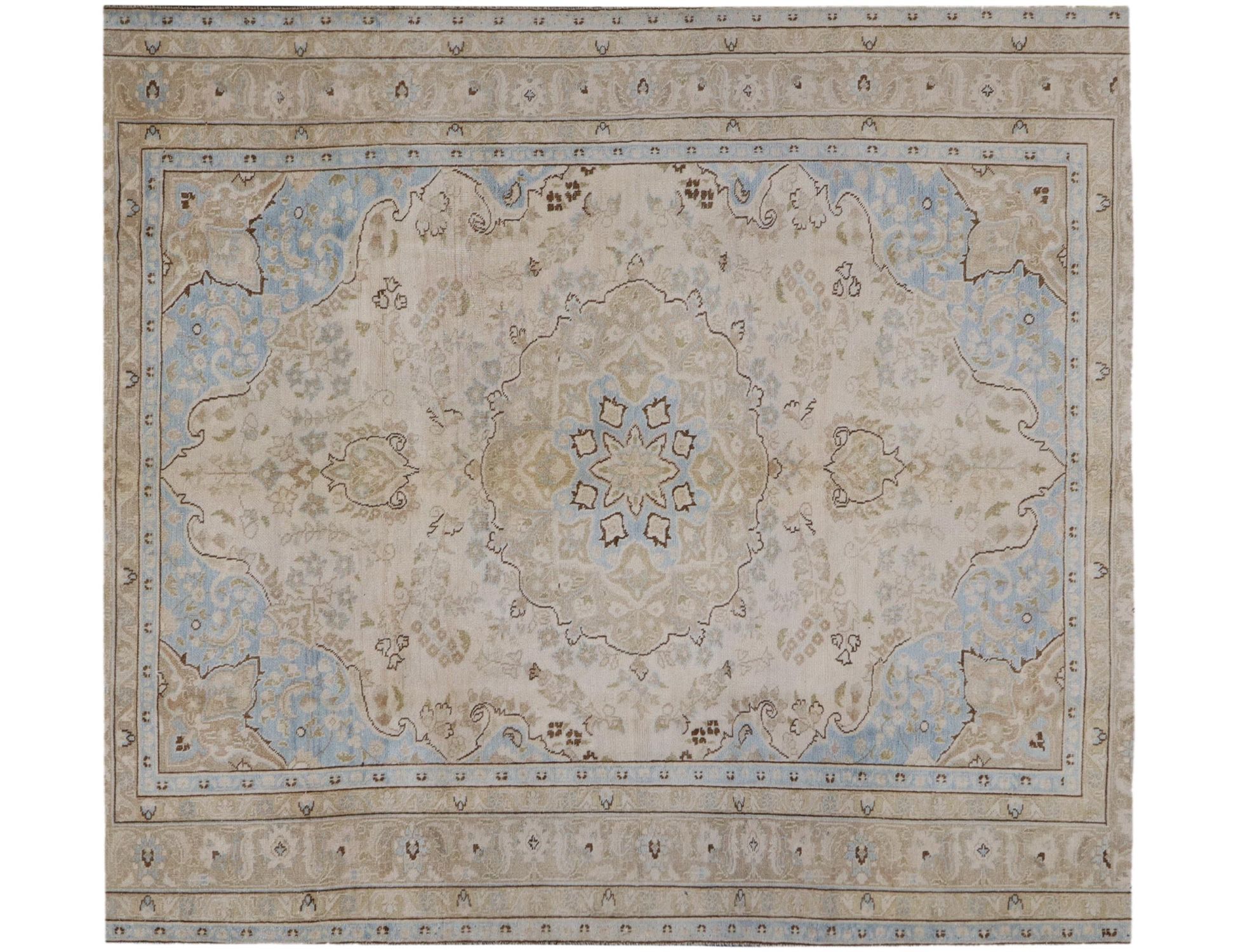 Persian Vintage    <br/>202 x 202 cm
