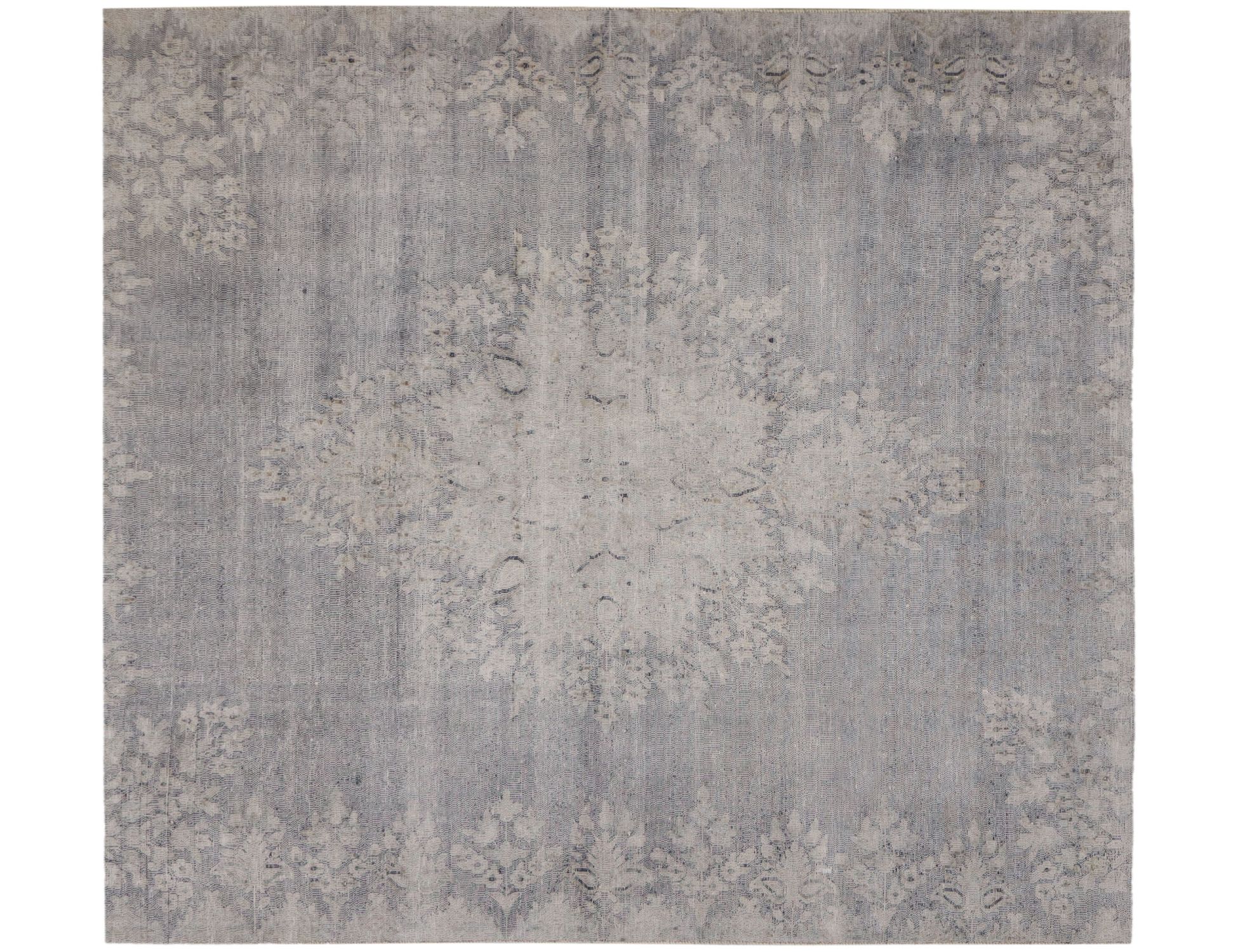 Persian Vintage    <br/>200 x 200 cm