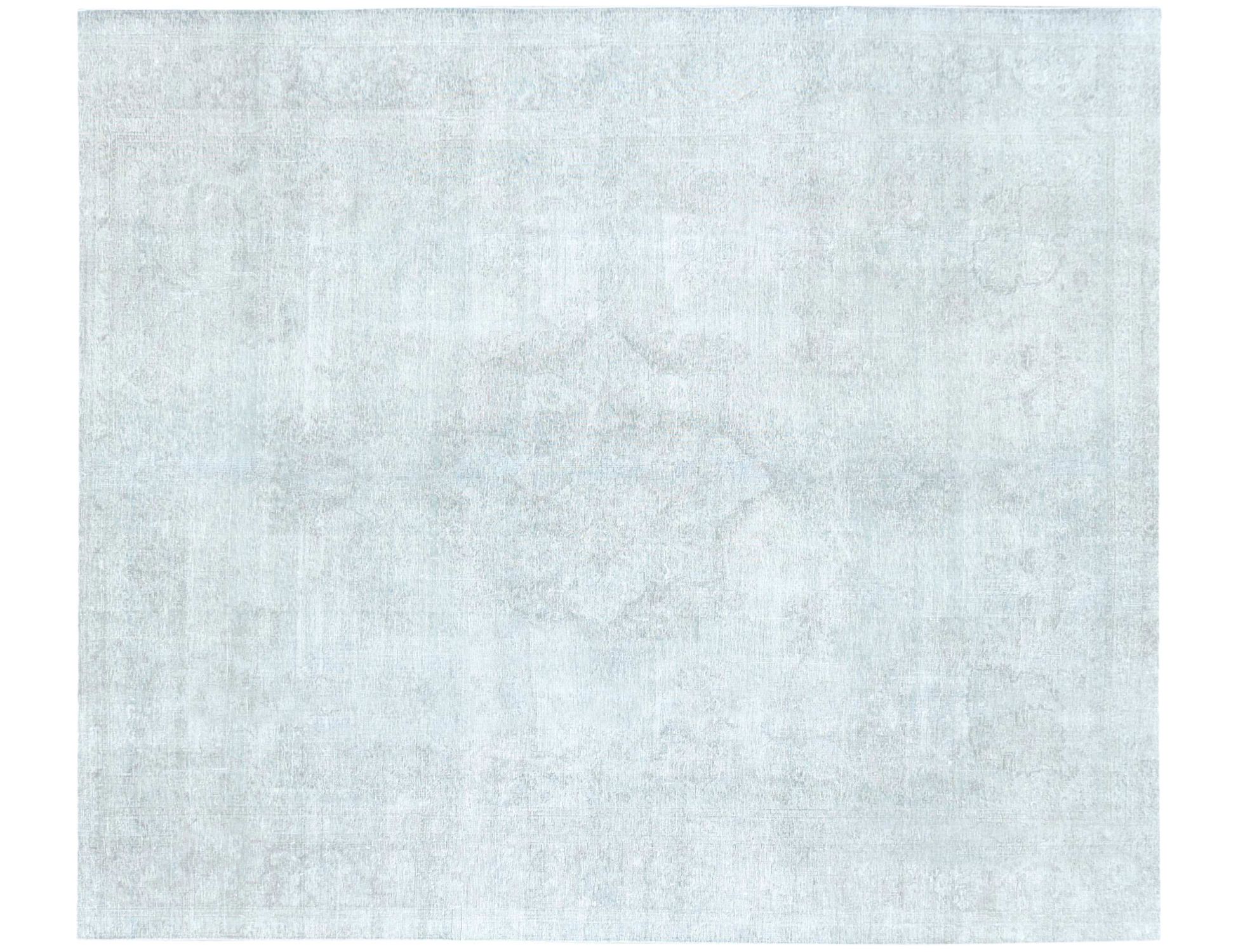 Vintage    <br/>300 x 256 cm