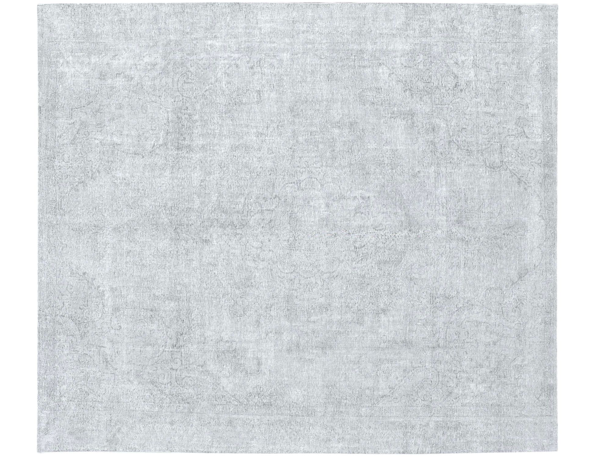 Vintage    <br/>320 x 269 cm