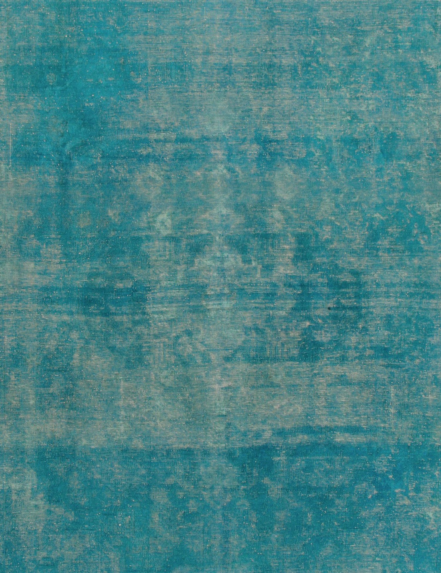 Persian vintage carpet  <br/>300 x 203 cm