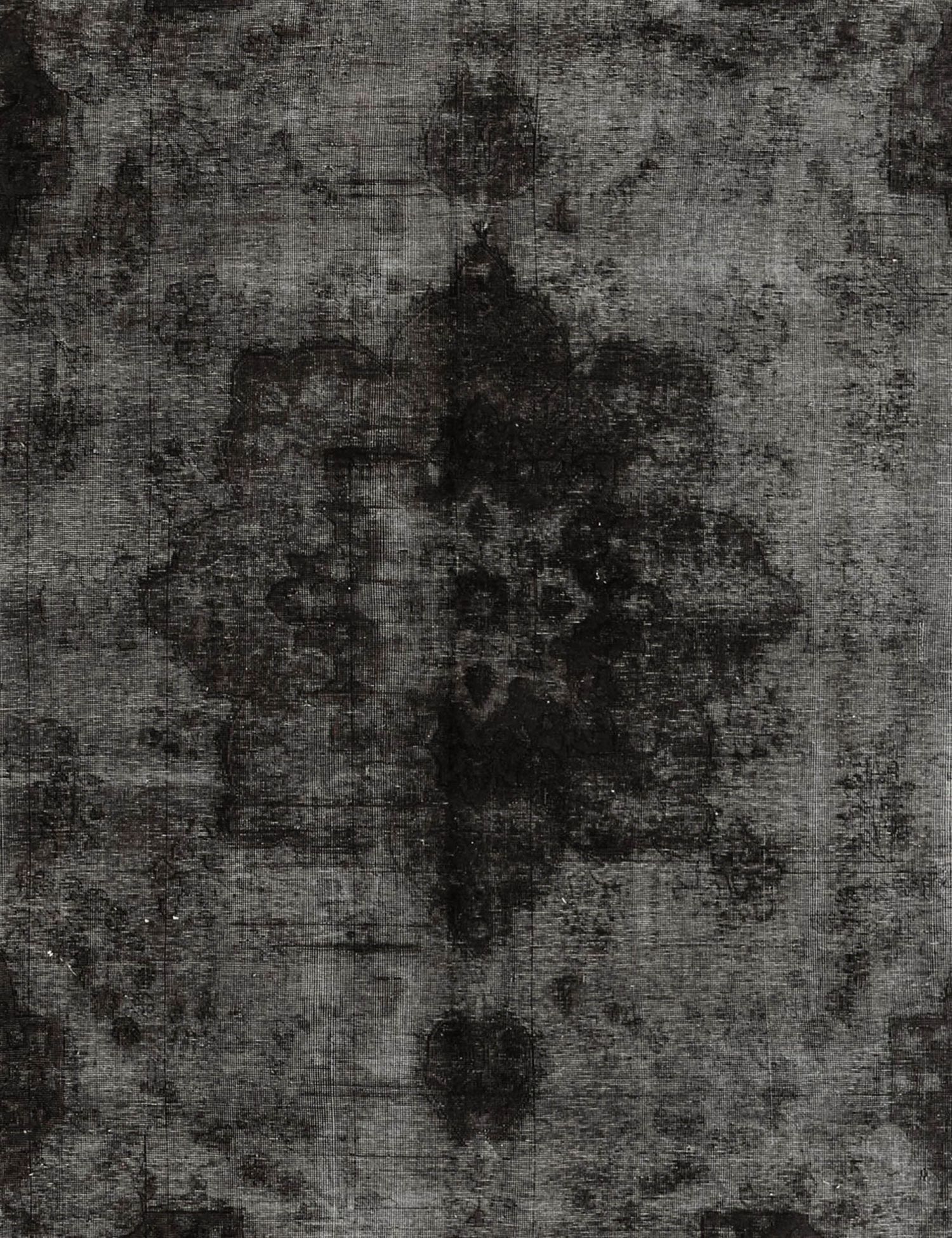 Vintage    <br/>367 x 263 cm