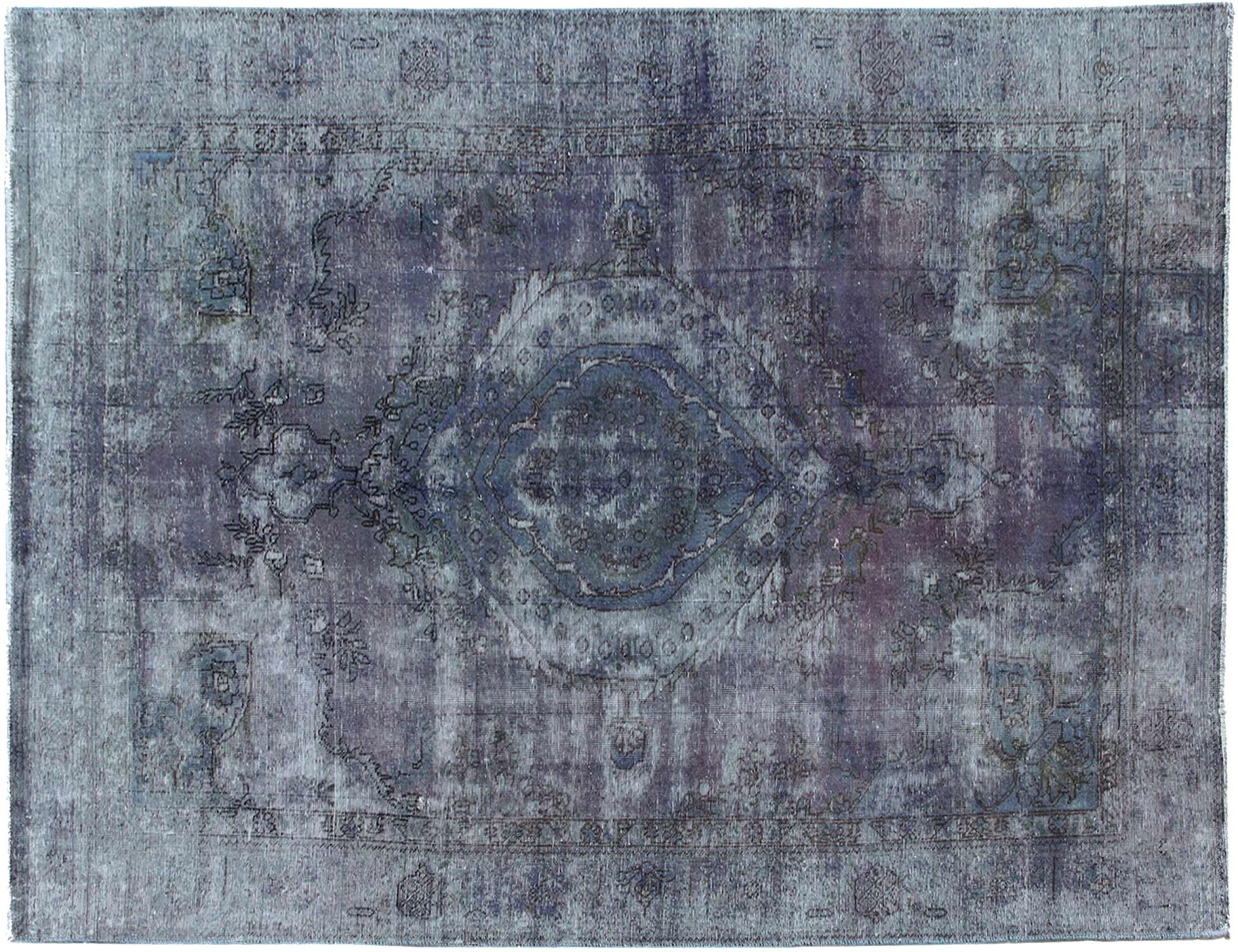 Persian Vintage    <br/>287 x 190 cm