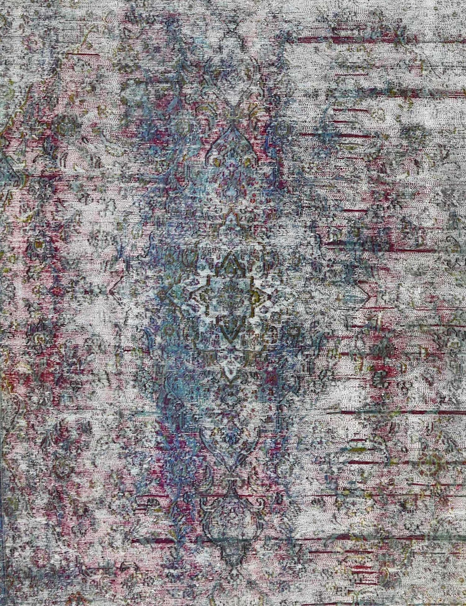 Vintage    <br/>347 x 263 cm