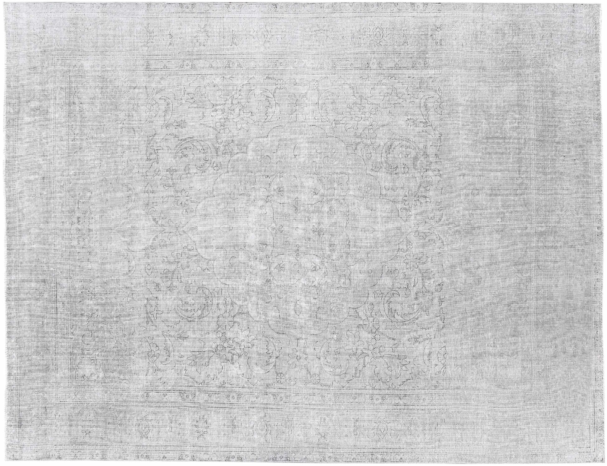 Vintage    <br/>363 x 286 cm