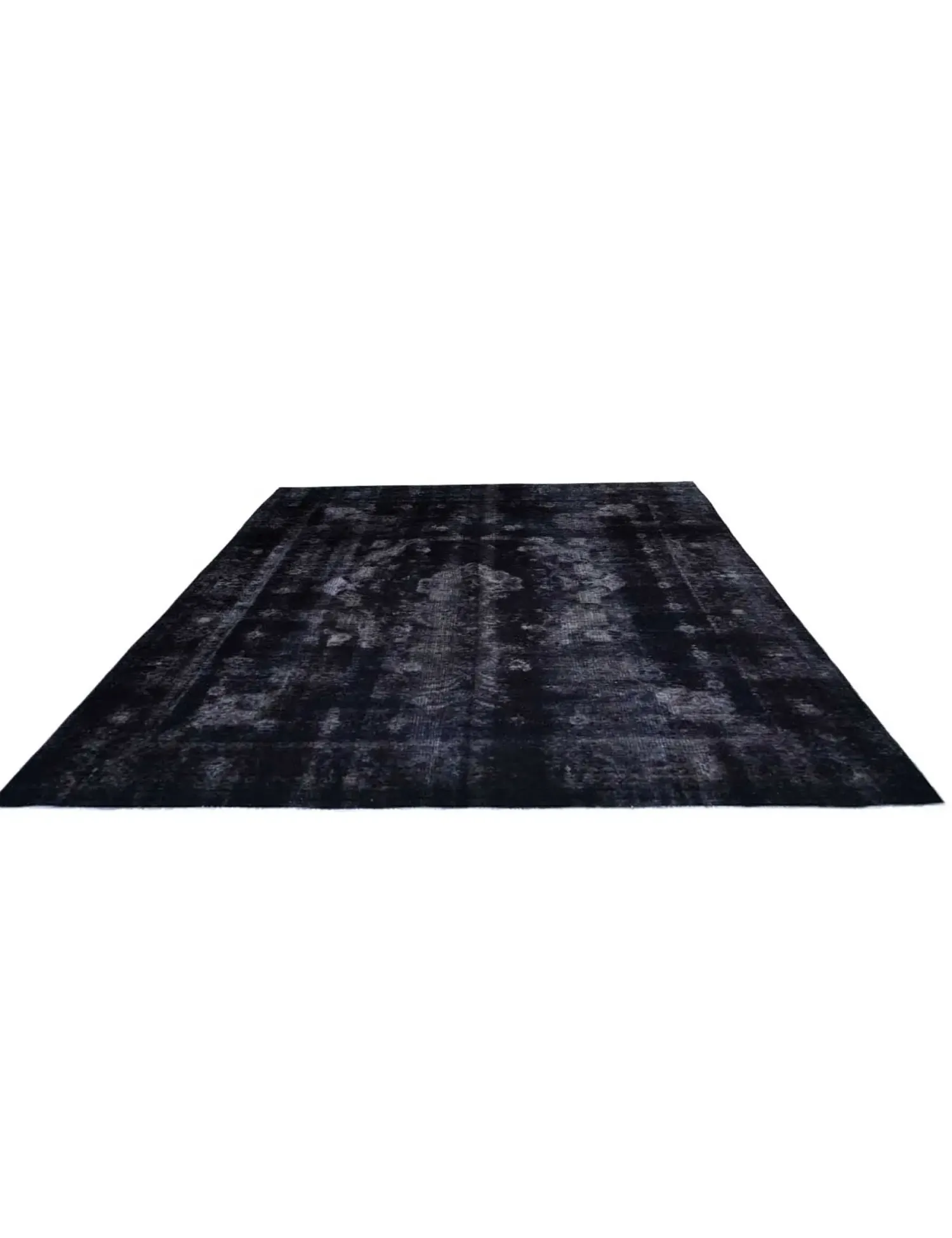 Vintage    <br/>385 x 288 cm