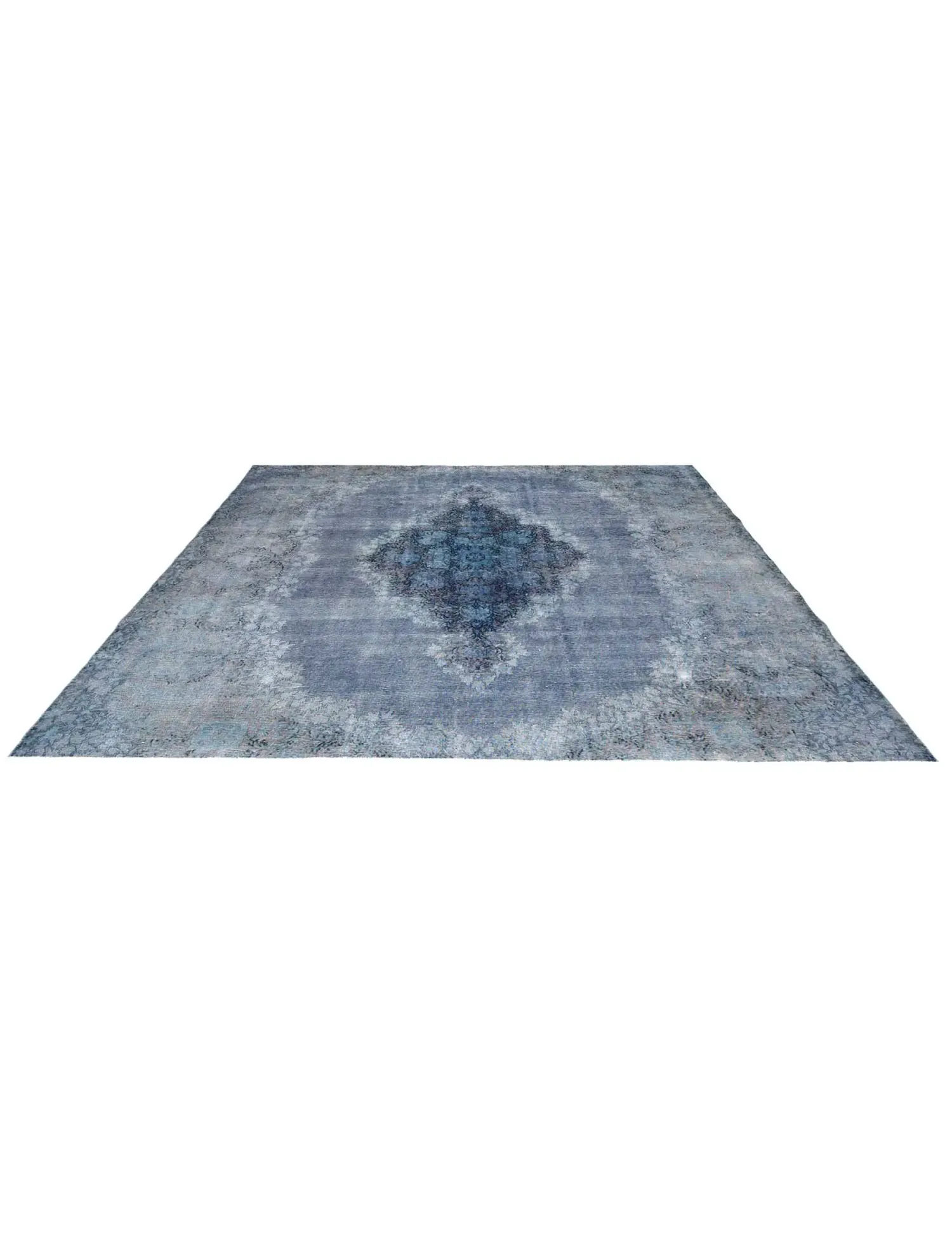 Persian Vintage    <br/>290 x 295 cm
