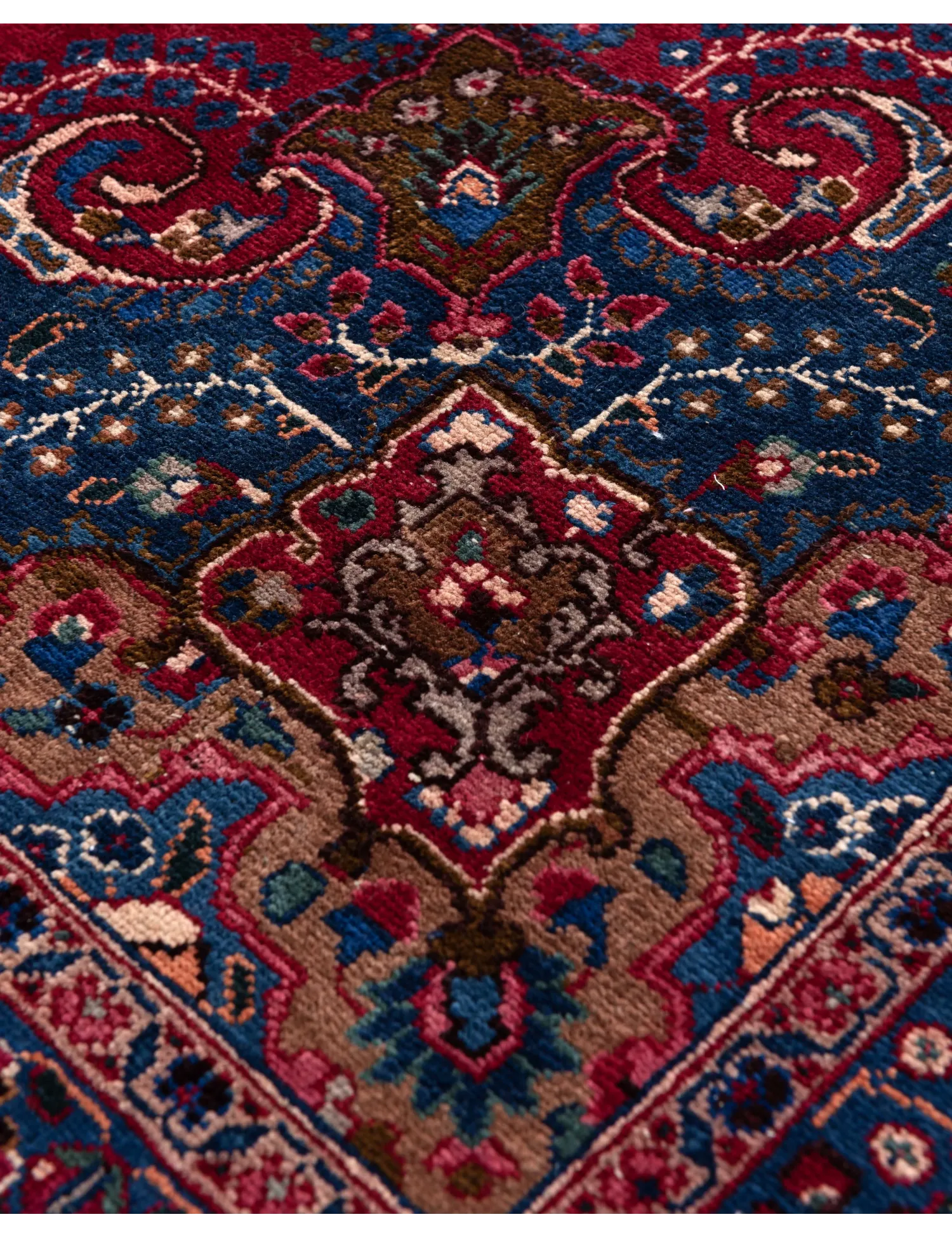 Khorasan  <br/>240 x 147 cm