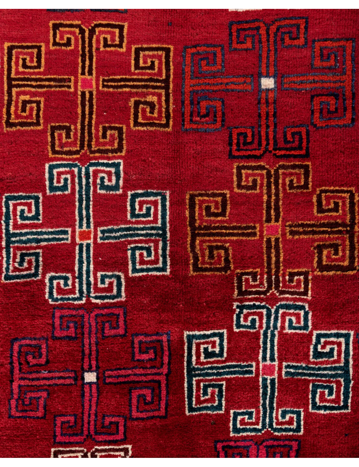 Shiraz  <br/>185 x 158 cm