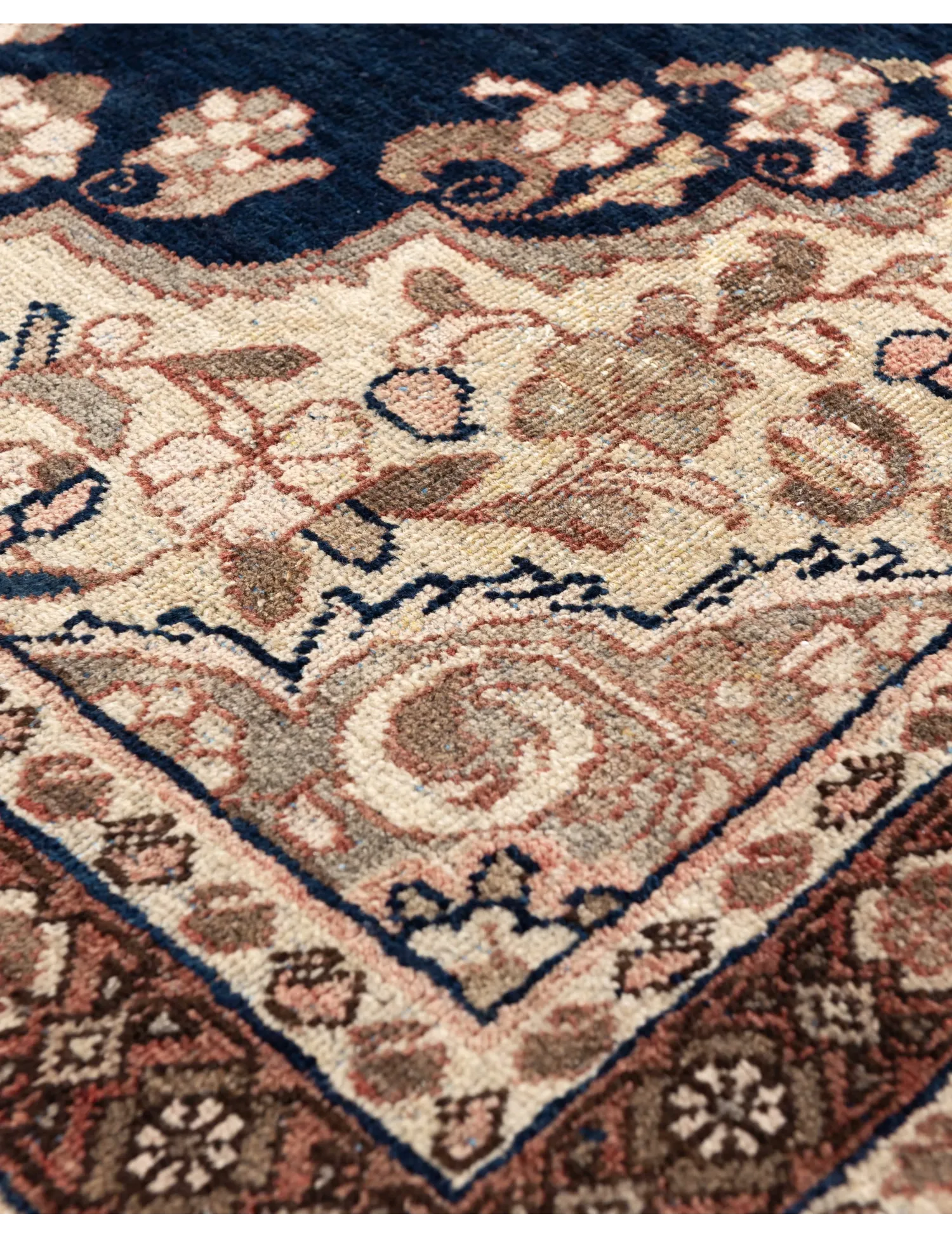 Mahal  <br/>190 x 128 cm