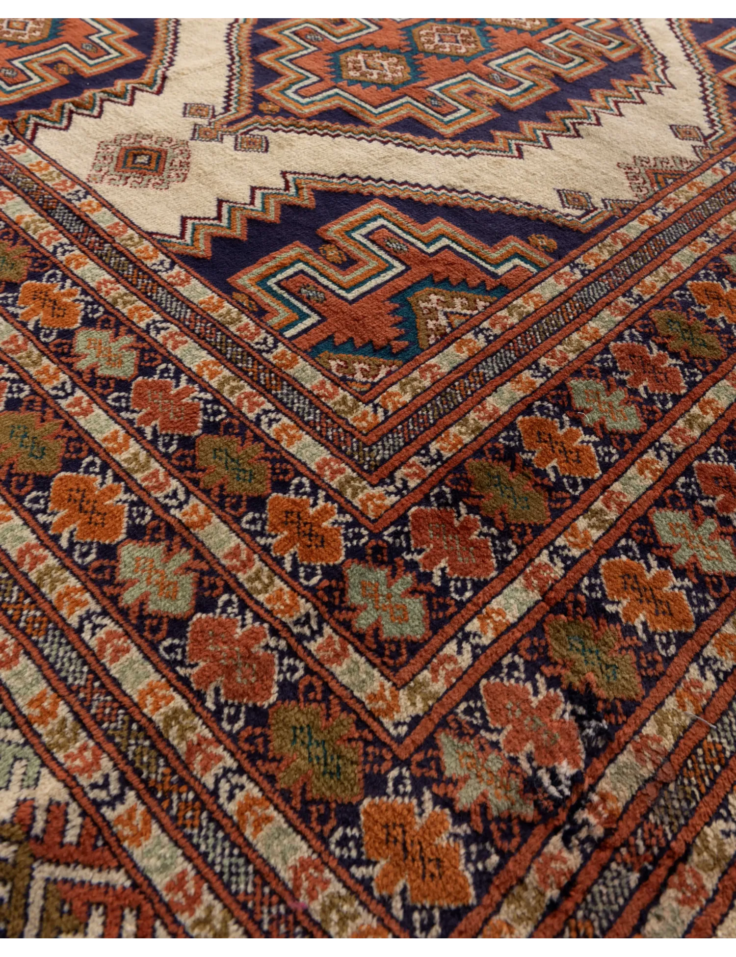 Turkman   <br/>372 x 315 cm