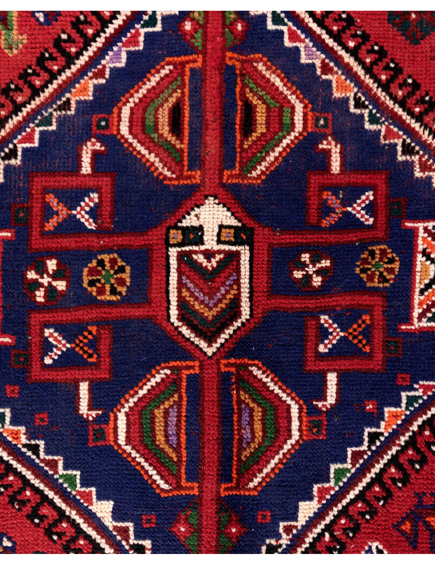 Shiraz  <br/>302 x 197 cm