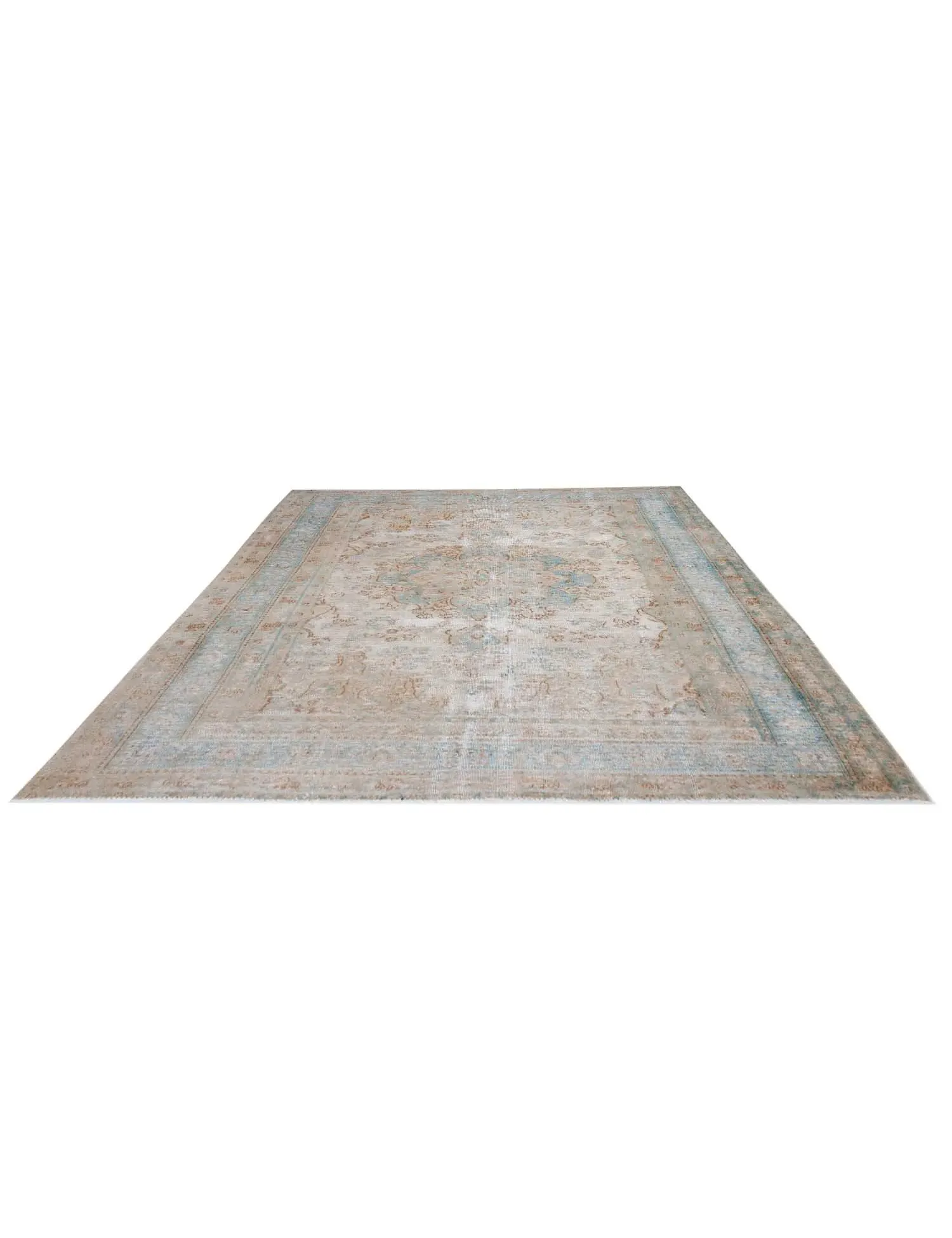 Persian Vintage    <br/>282 x 196 cm