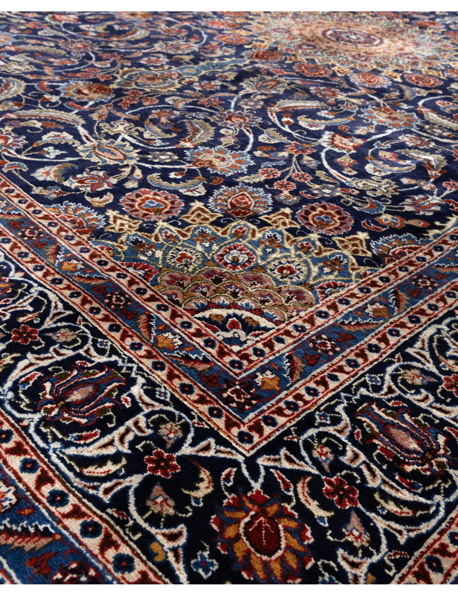 Khorasan  <br/>405 x 293 cm