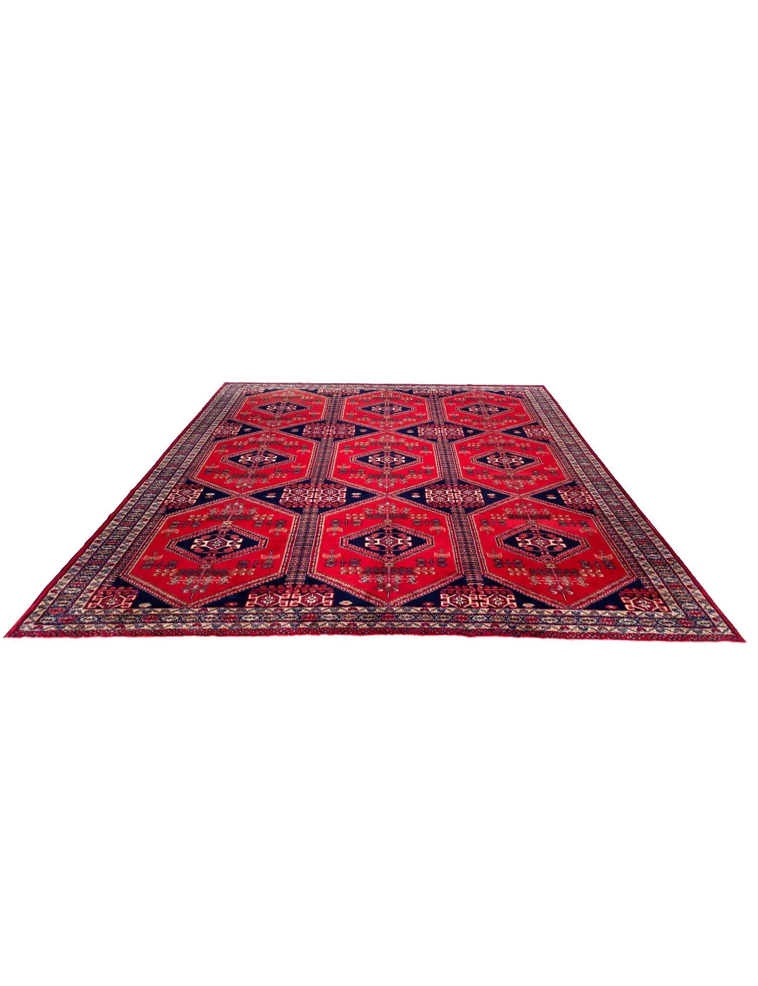 Turkman  <br/>384 x 307 cm