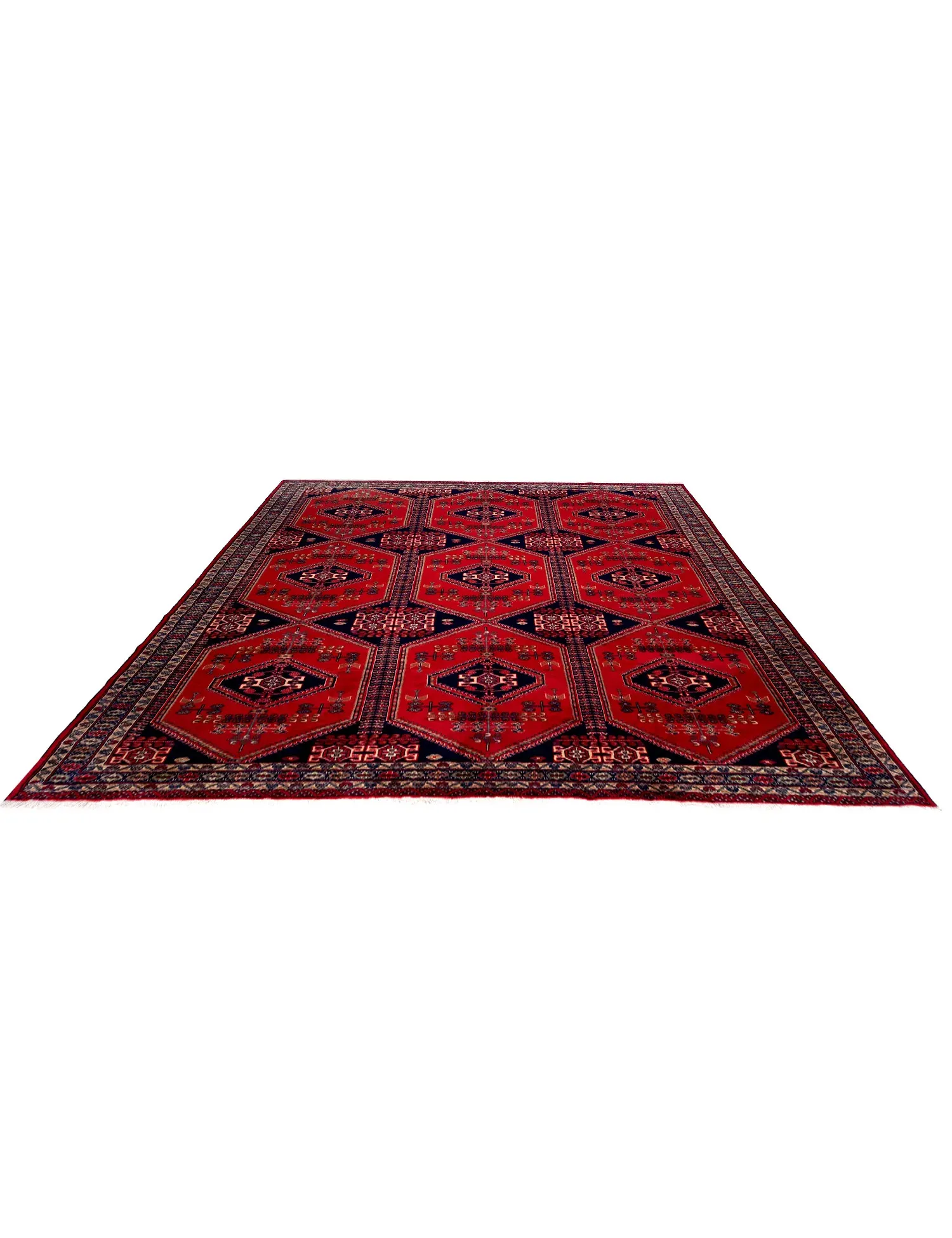Turkman  <br/>384 x 307 cm