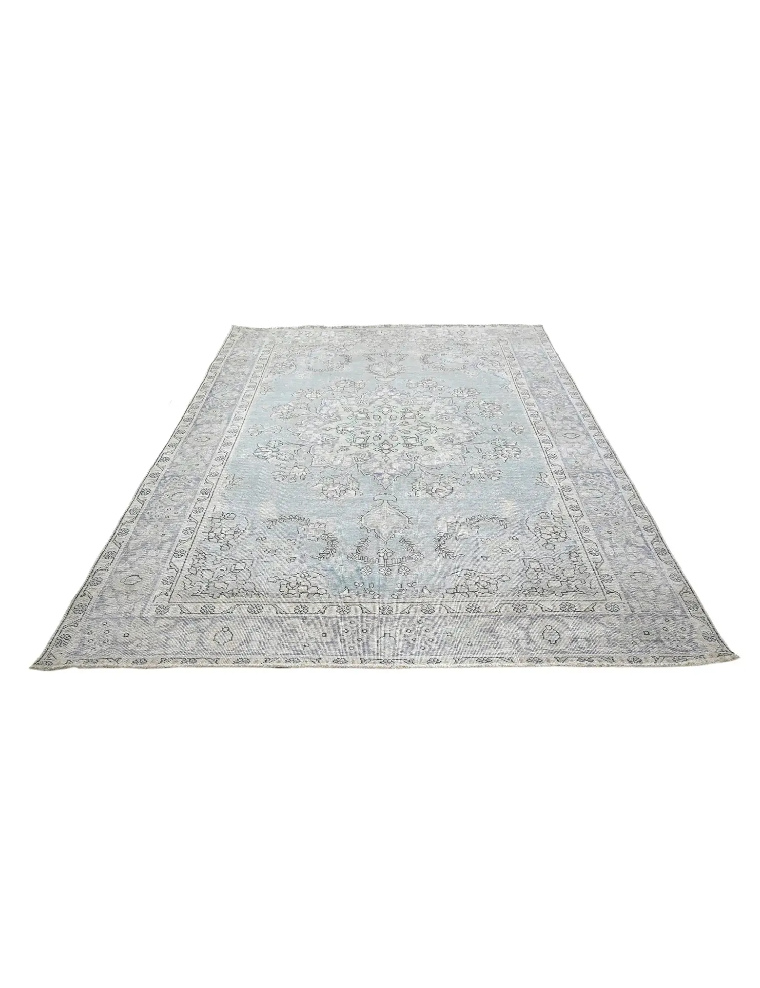 Persian Vintage    <br/>279 x 204 cm