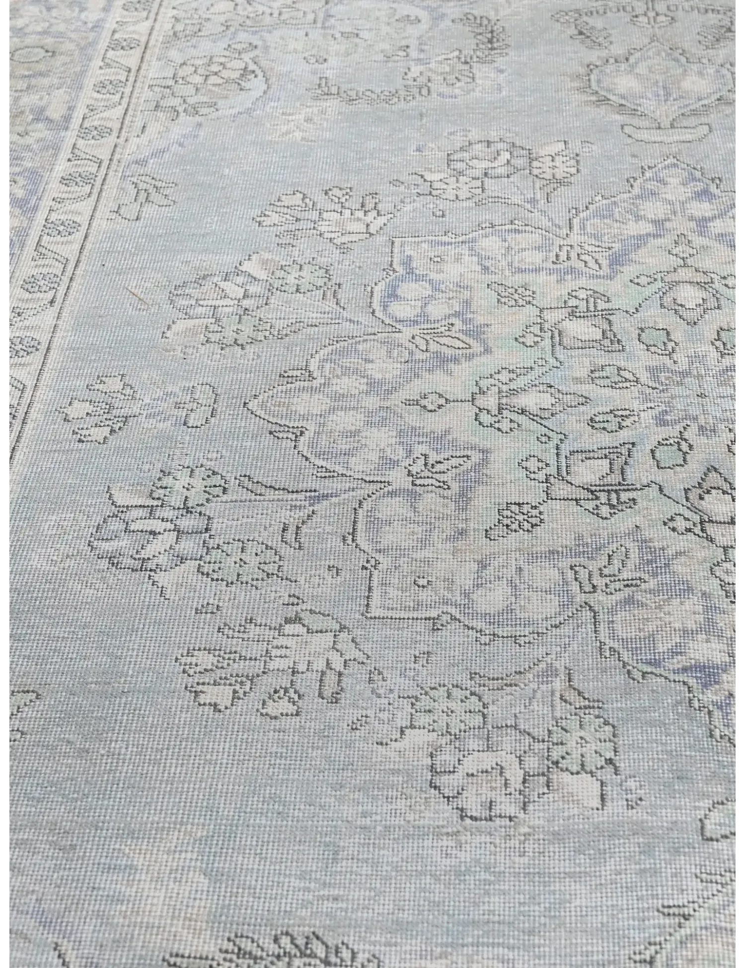 Persian Vintage    <br/>279 x 204 cm