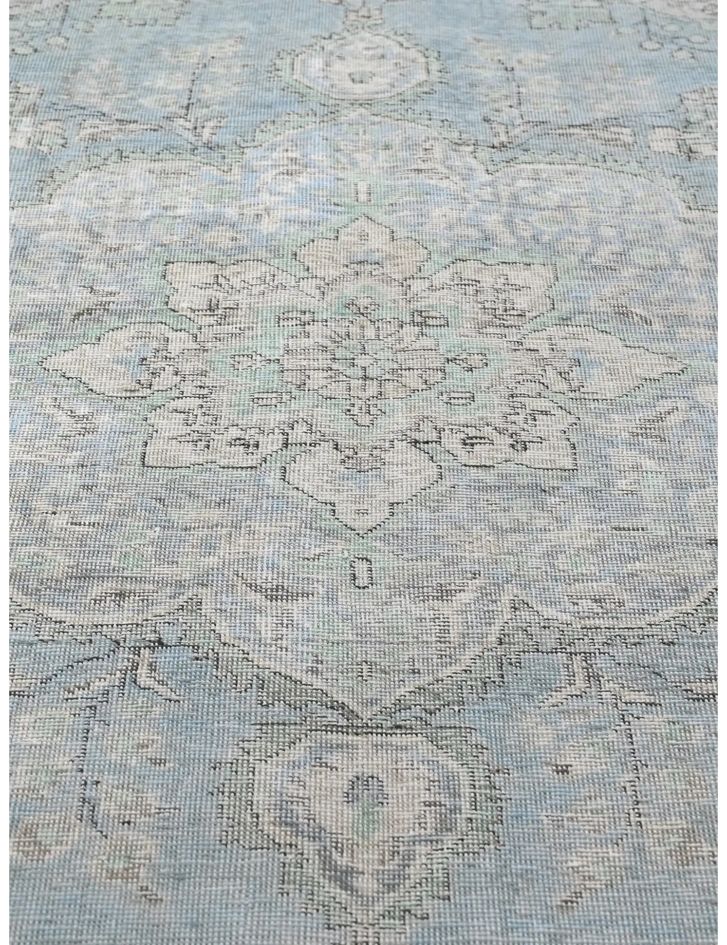 Persian Vintage    <br/>270 x 201 cm