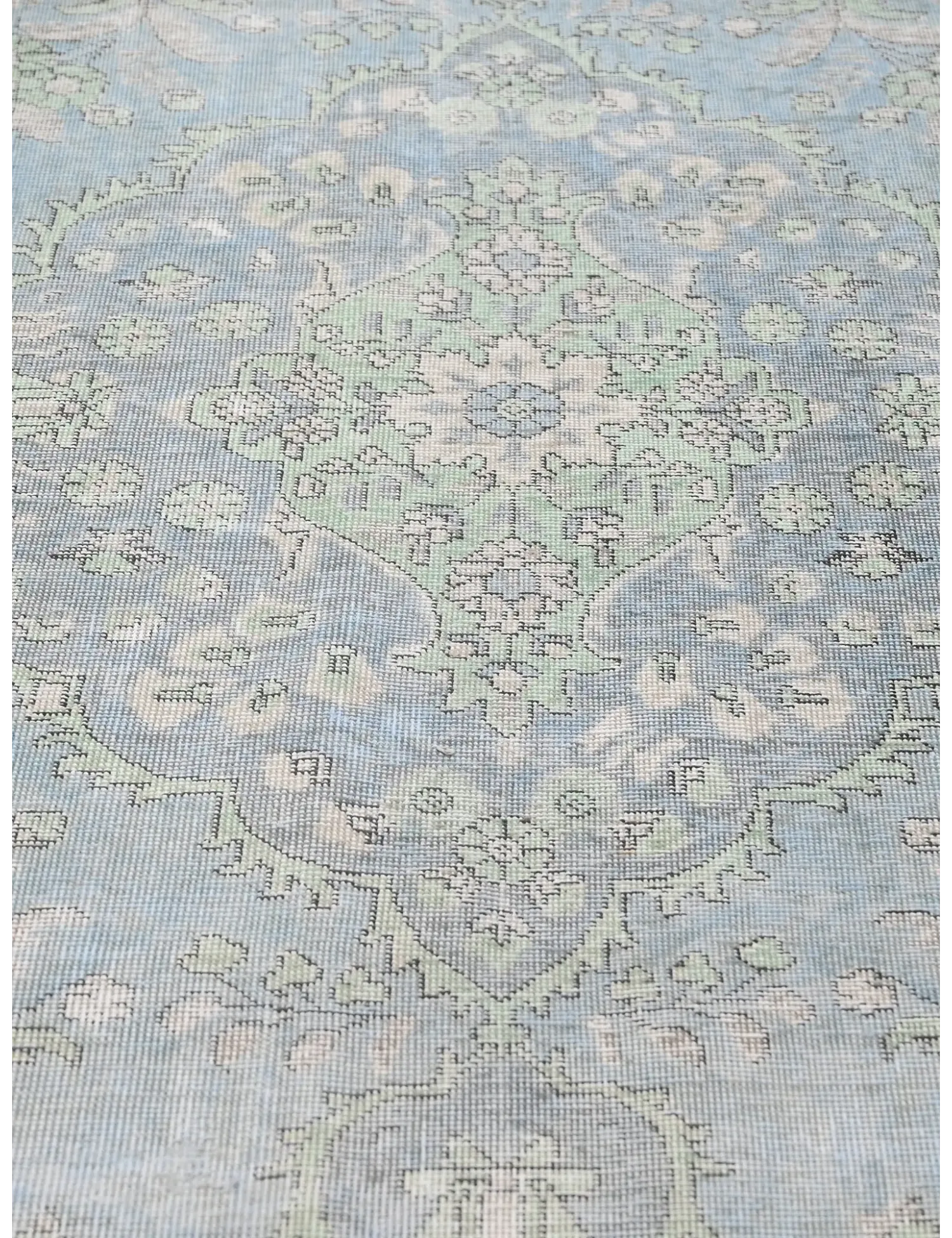Persian Vintage    <br/>301 x 200 cm