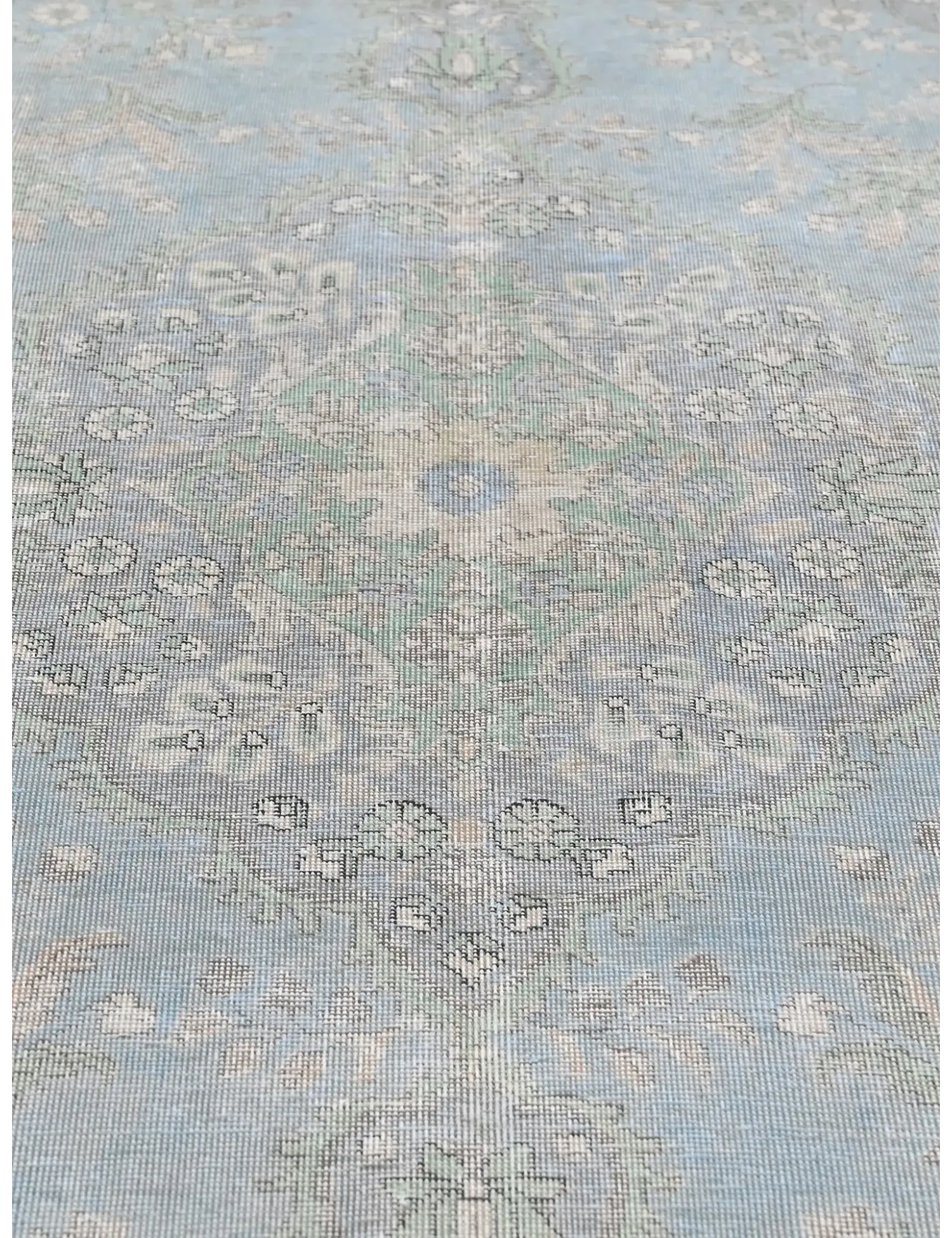Persian Vintage    <br/>284 x 196 cm