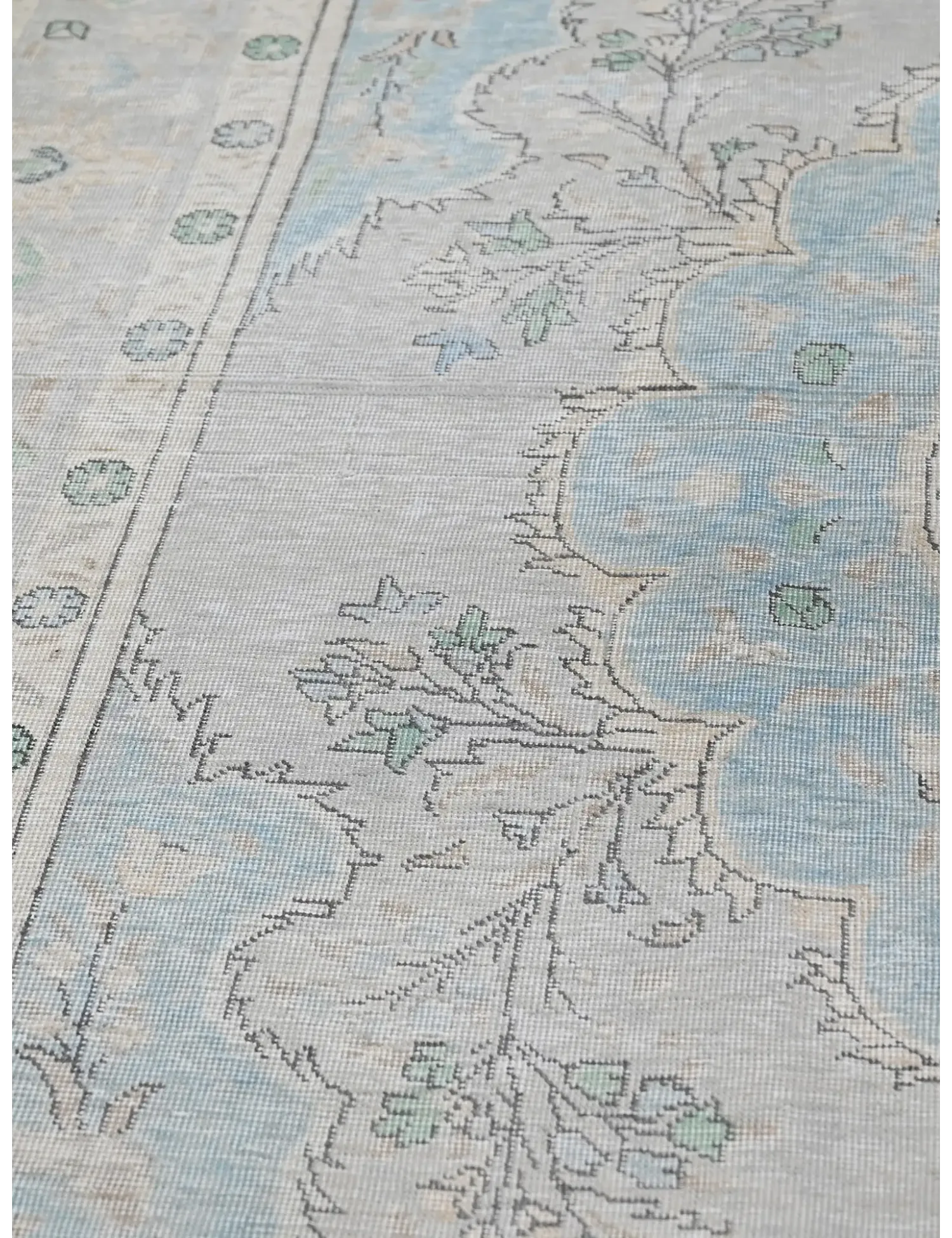 Persian Vintage    <br/>288 x 195 cm